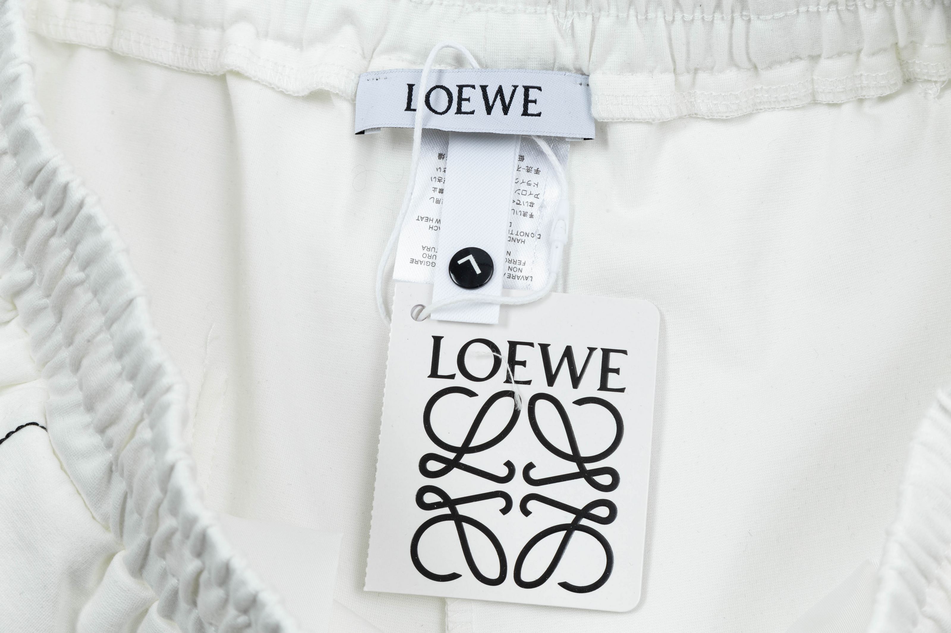 2025 Loewe New Knitting Shorts with Custom Fabric and Logo Embroidery - 图片 7