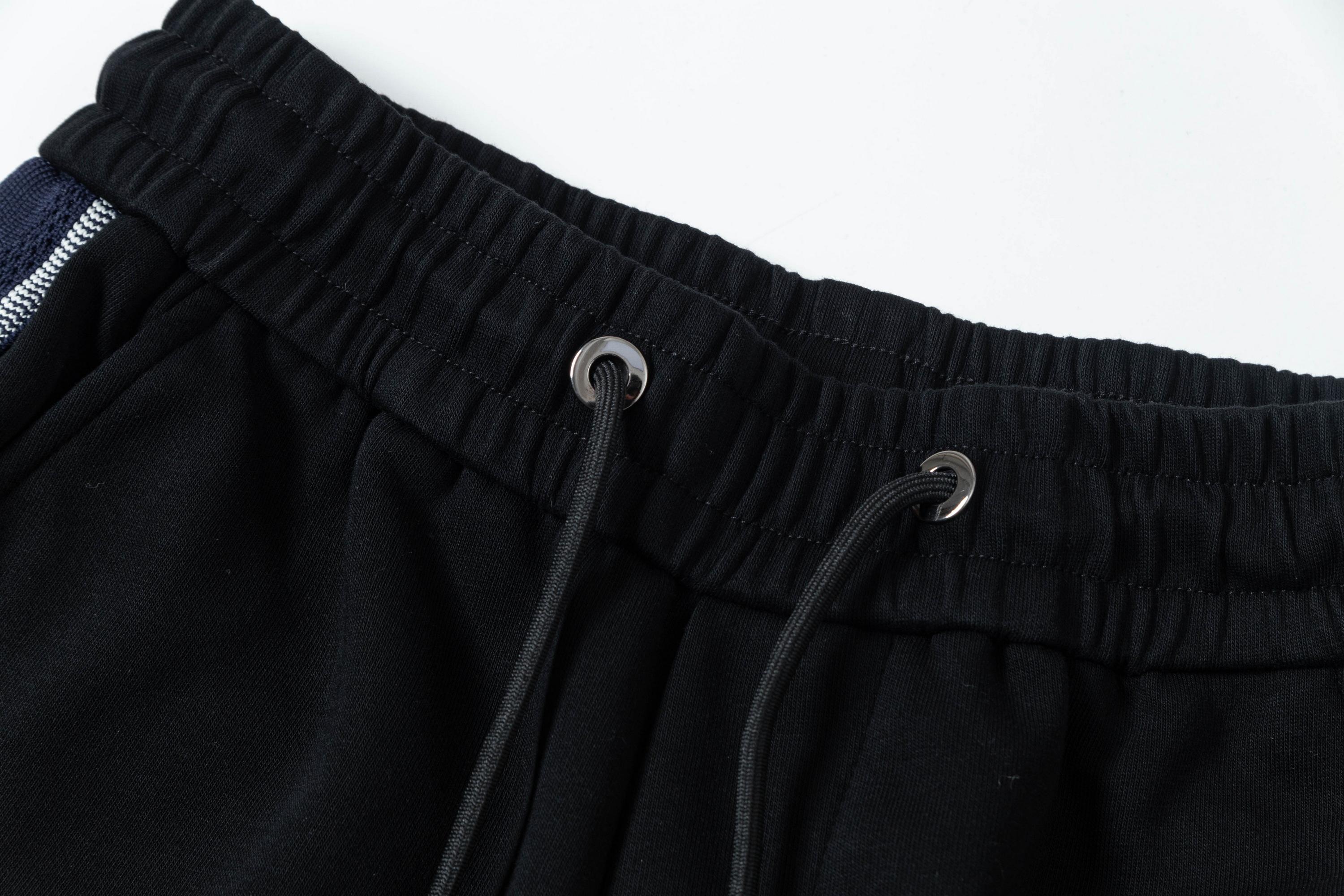 2025 GUCCI New Knitting Shorts with Embroidered Logo in Black, Sizes M-4XL - 图片 3