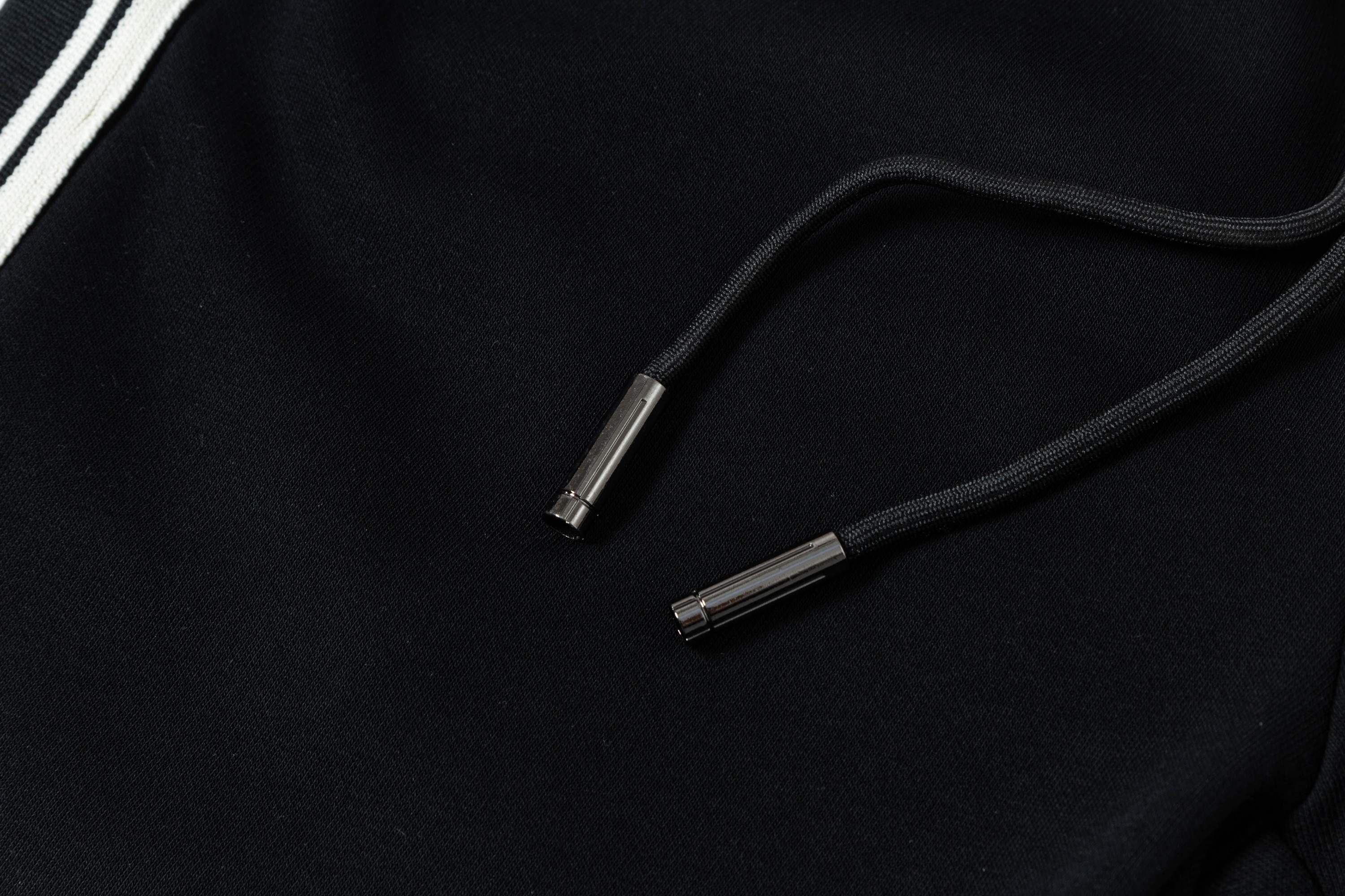 2025 GUCCI New Knitting Shorts: Custom Fabric, Embroidered Logo, Stylish Black Design - 图片 7