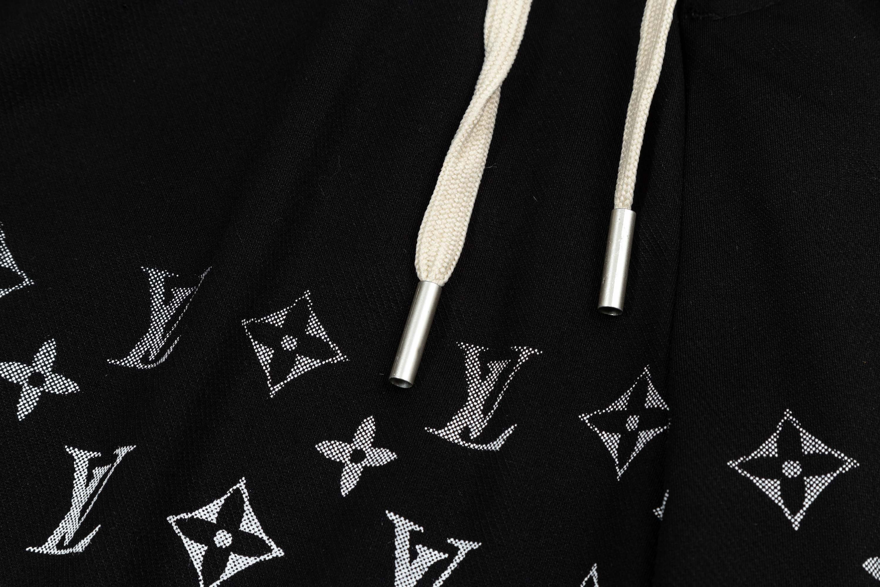2025 LV Louis Vuitton Knitting Shorts: Custom Fabric, Embroidered Logo, Stylish Design - 图片 6