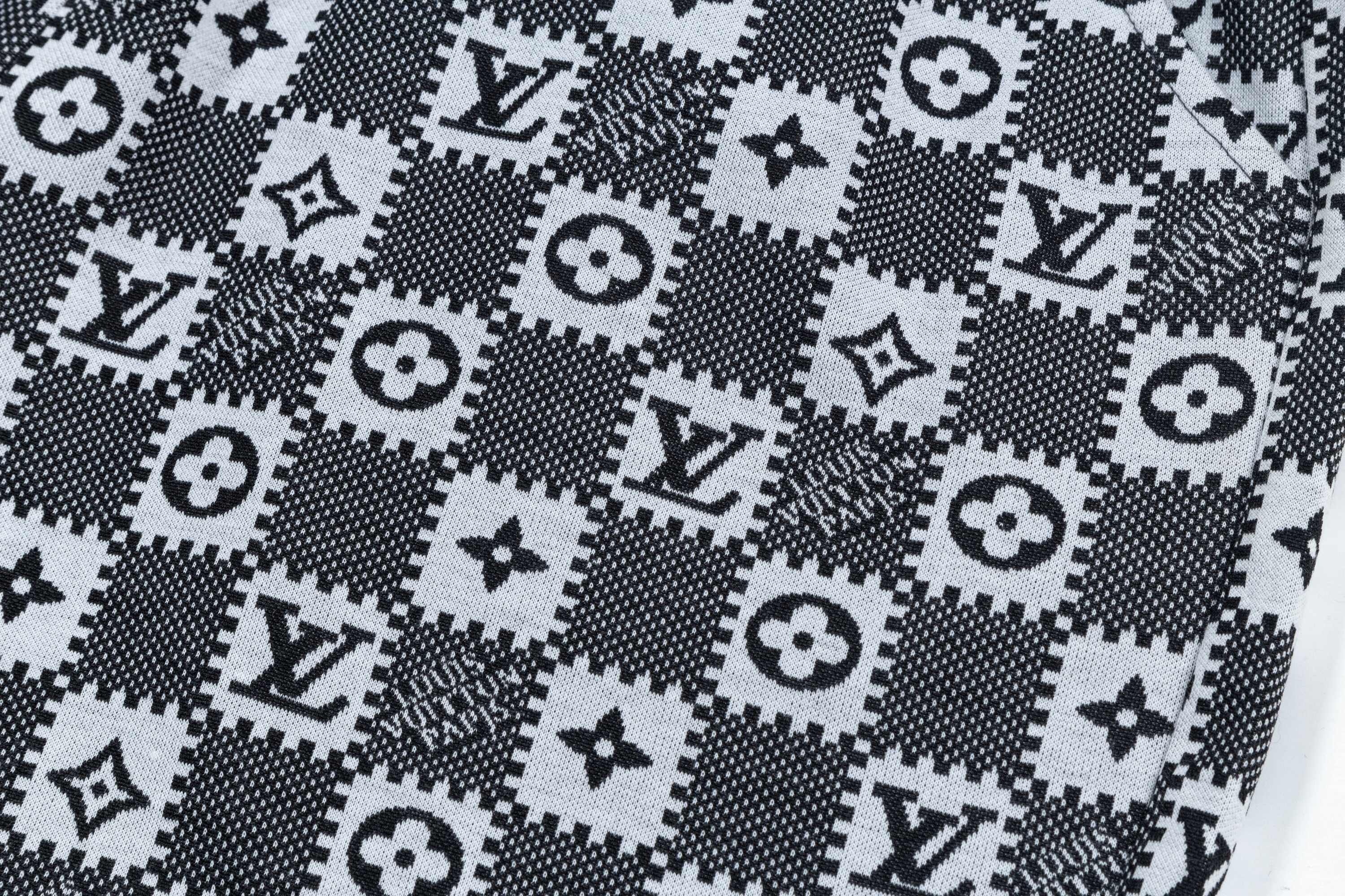 LV Louis Vuitton 2025 Spring/Summer Bouquet Shorts: High-Density Knitting, Tailored Fit, Gold Details. - 图片 7