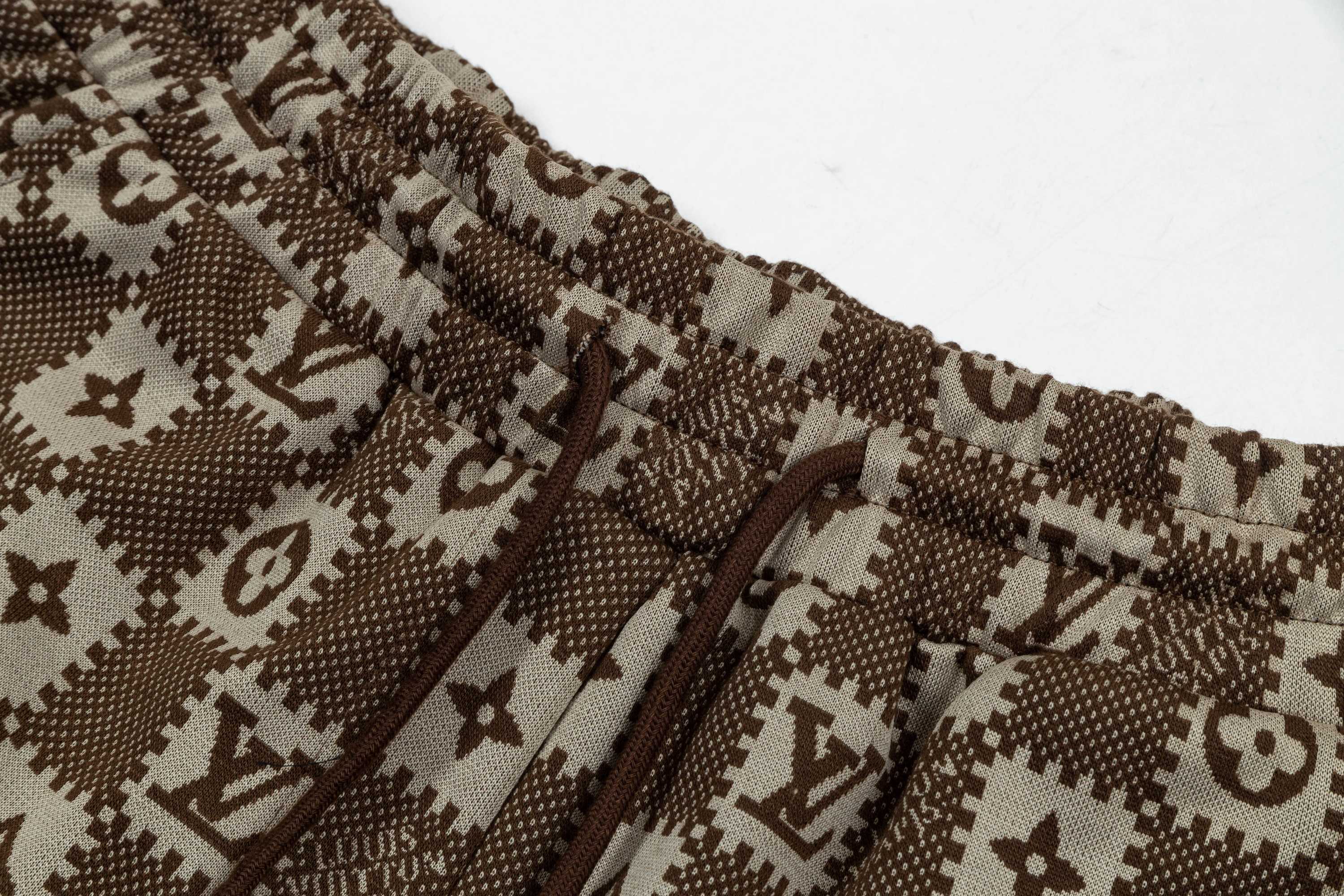 LV Louis Vuitton 2025 Spring/Summer Bouquet Shorts: High-Density Knitting, Stylish Tailored Design - 图片 3