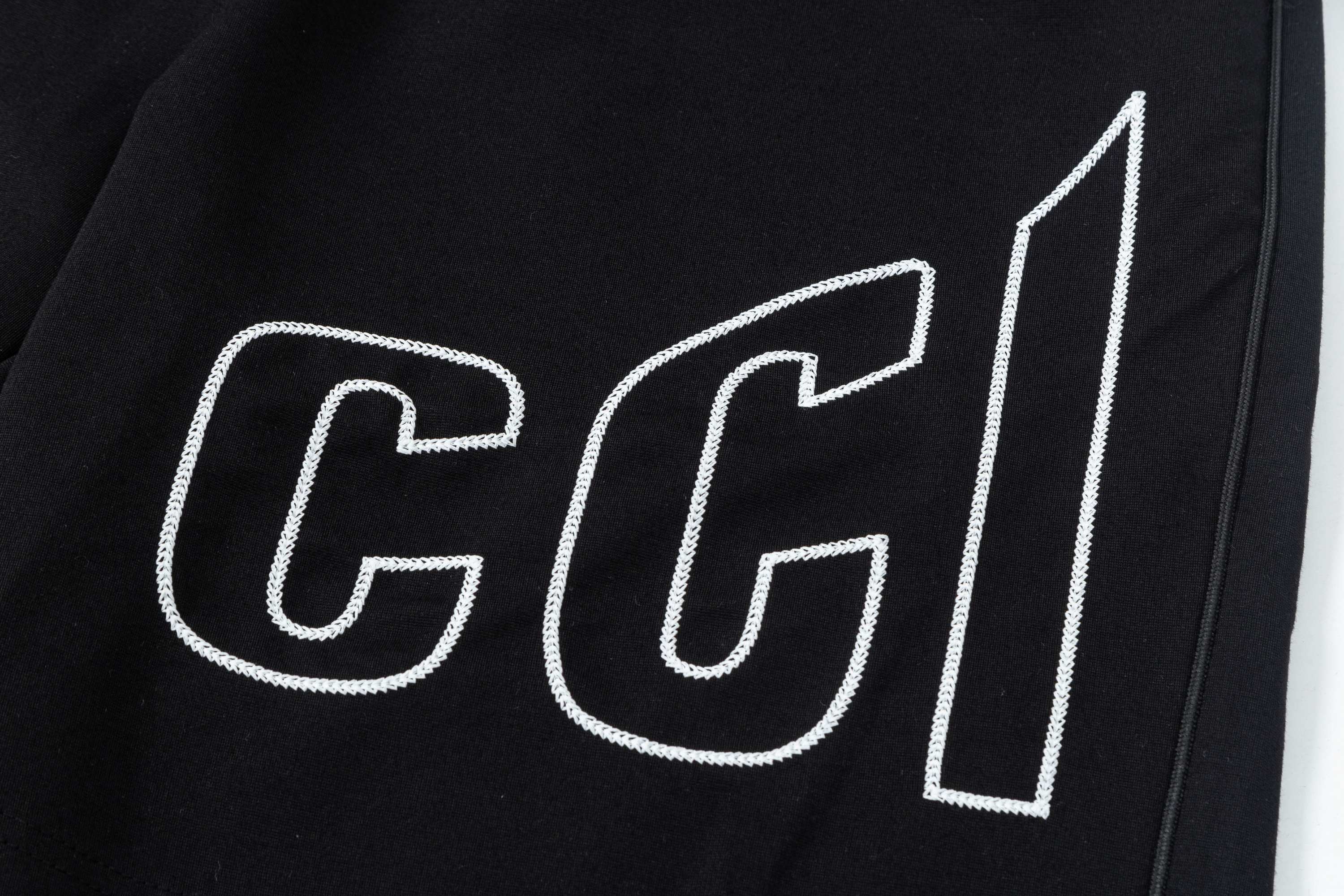 New 2025 GUCCI Knitting Shorts with Custom Embroidery Logo – White-Black, M-4XL - 图片 6