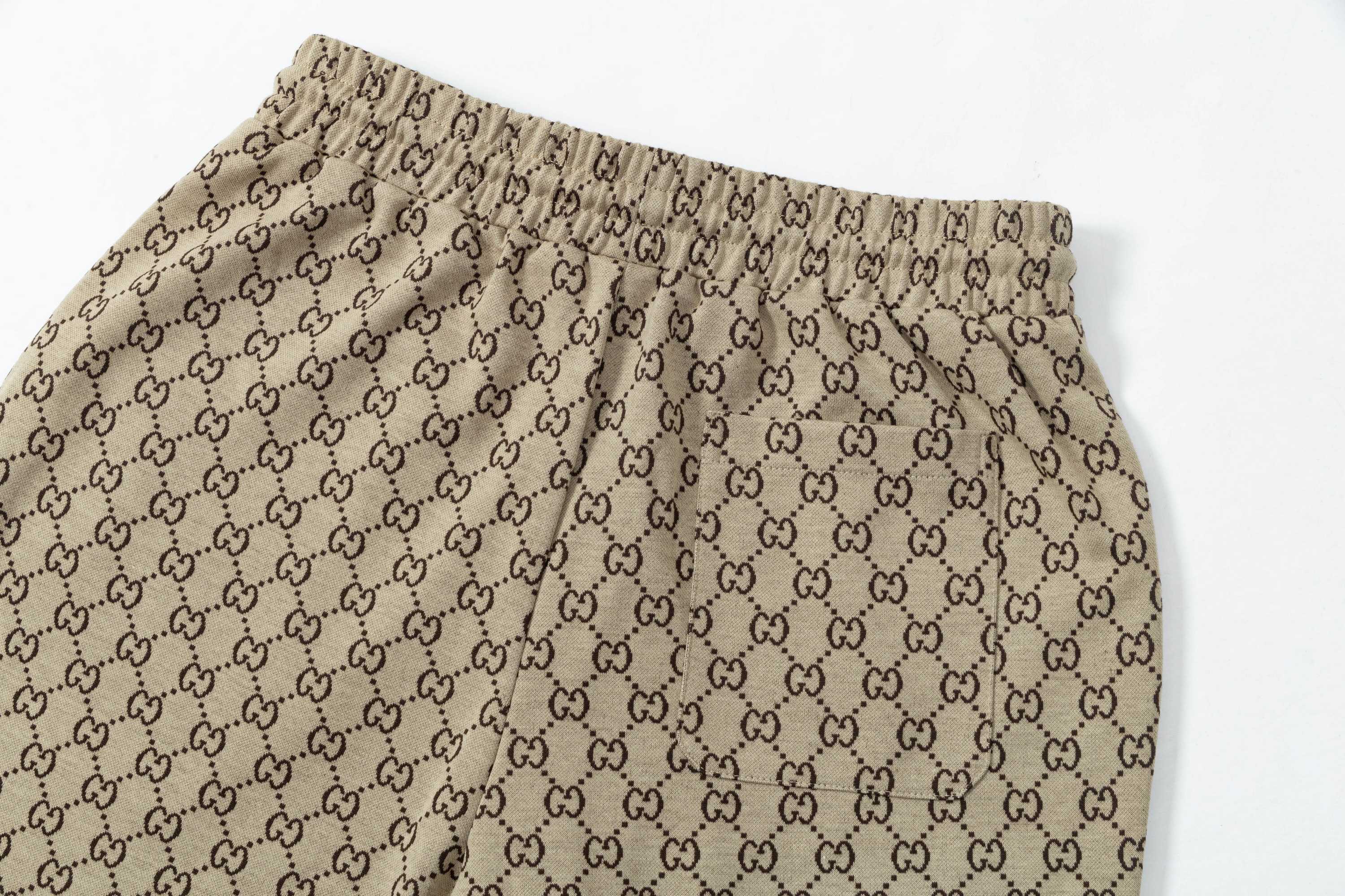 Gucchi GUCCI 2025 High-Density Knitting Shorts: Stylish, Comfortable, and Customizable in Gold - 图片 4
