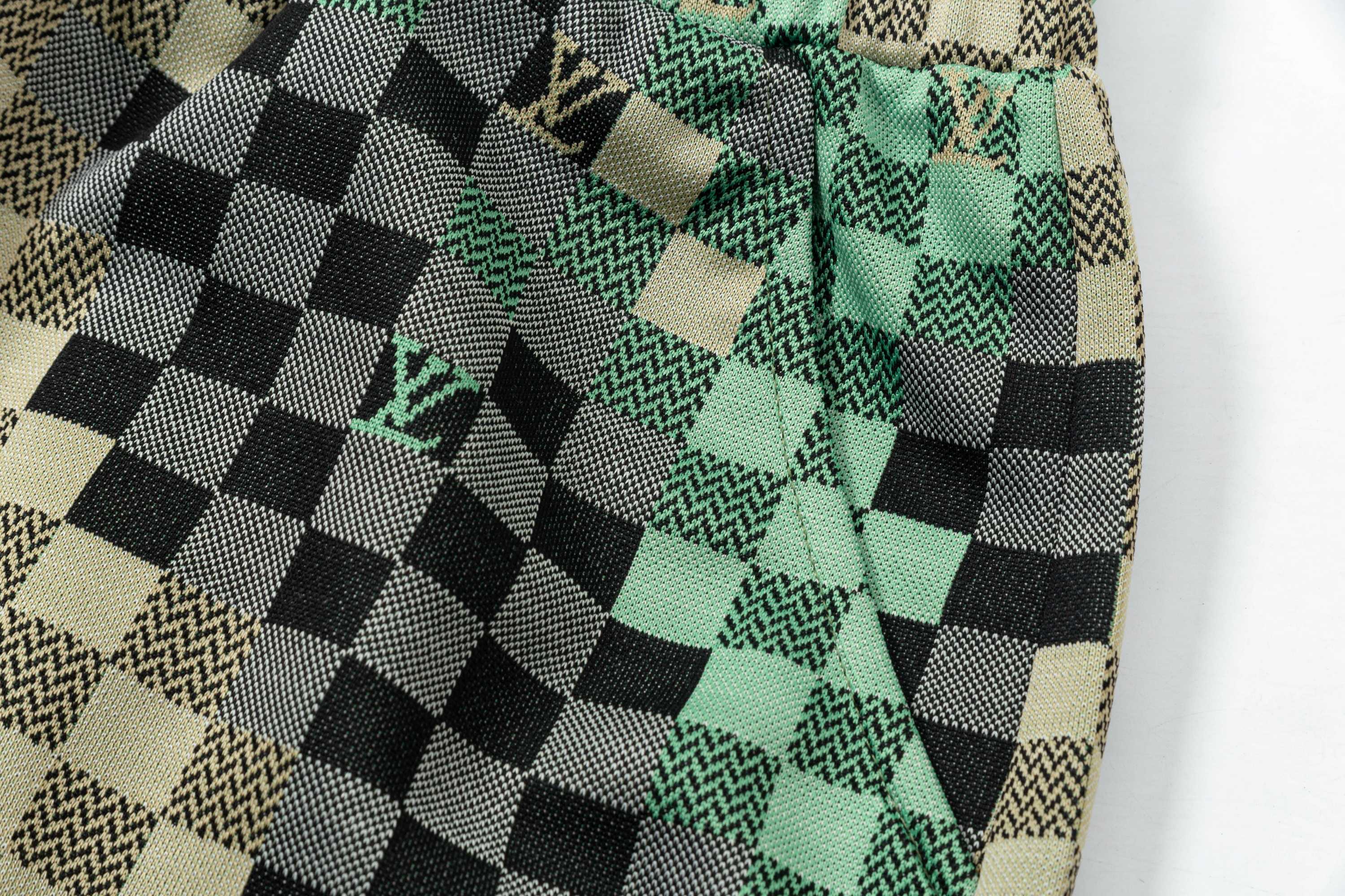 LV Louis Vuitton 2025 Spring/Summer Bouquet Shorts in High-Density Knit – Gold Details. - 图片 5