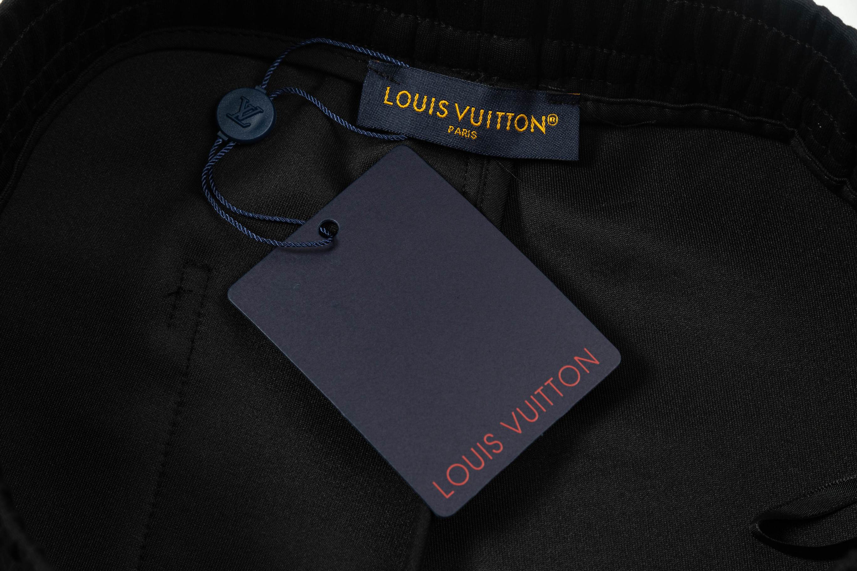 “228 DB 2025 LV Custom Knitting Shorts with Embroidered Logo, Black, M-4XL” - 图片 9