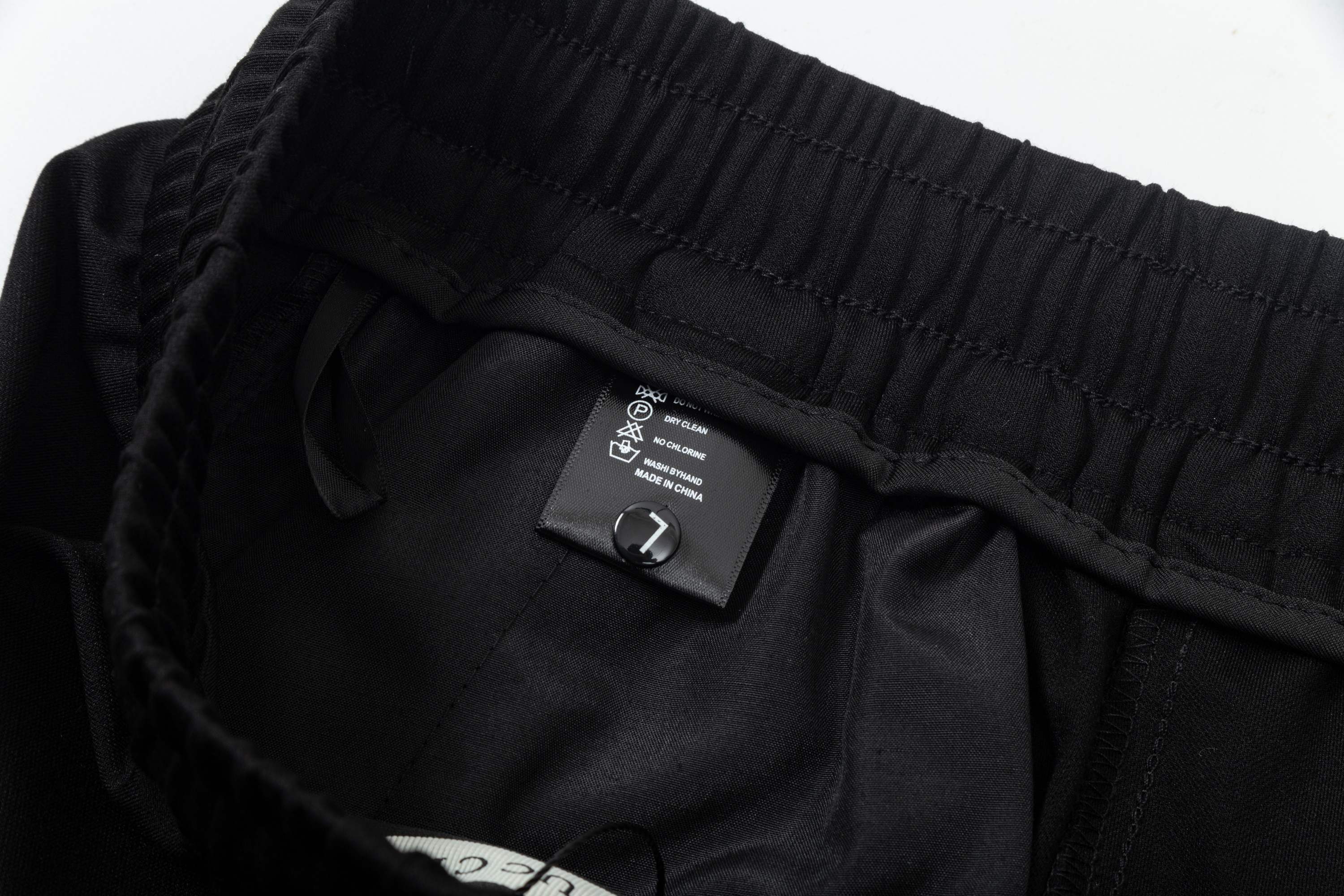 2025 GUCCI Custom Knitting Shorts in Black, Stylish and Comfortable, Sizes M-4XL - 图片 9