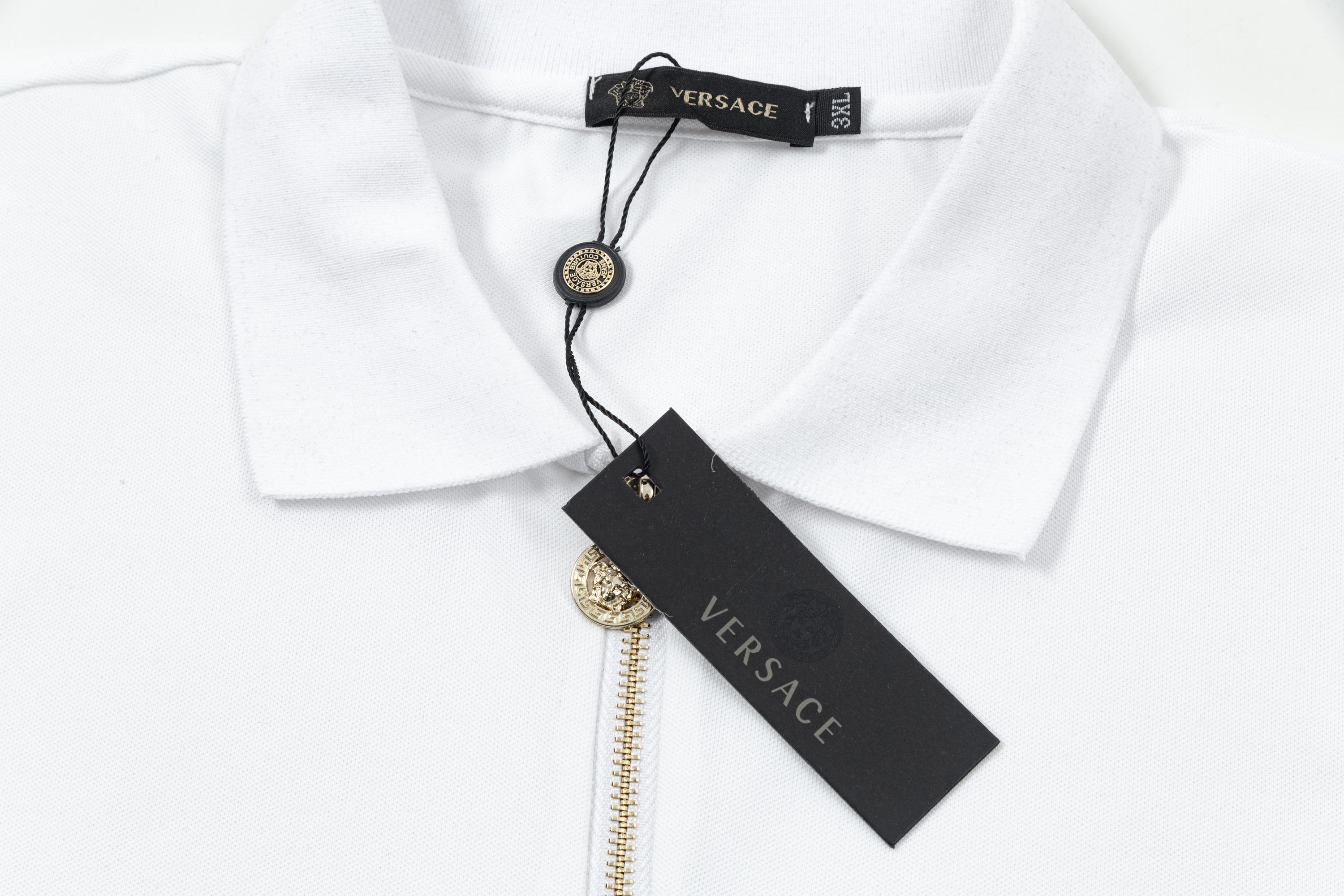 High-Quality Versace Polo Shirts with Gorretex Logo Buttons in White and Black Sizes M-3XL - 图片 4