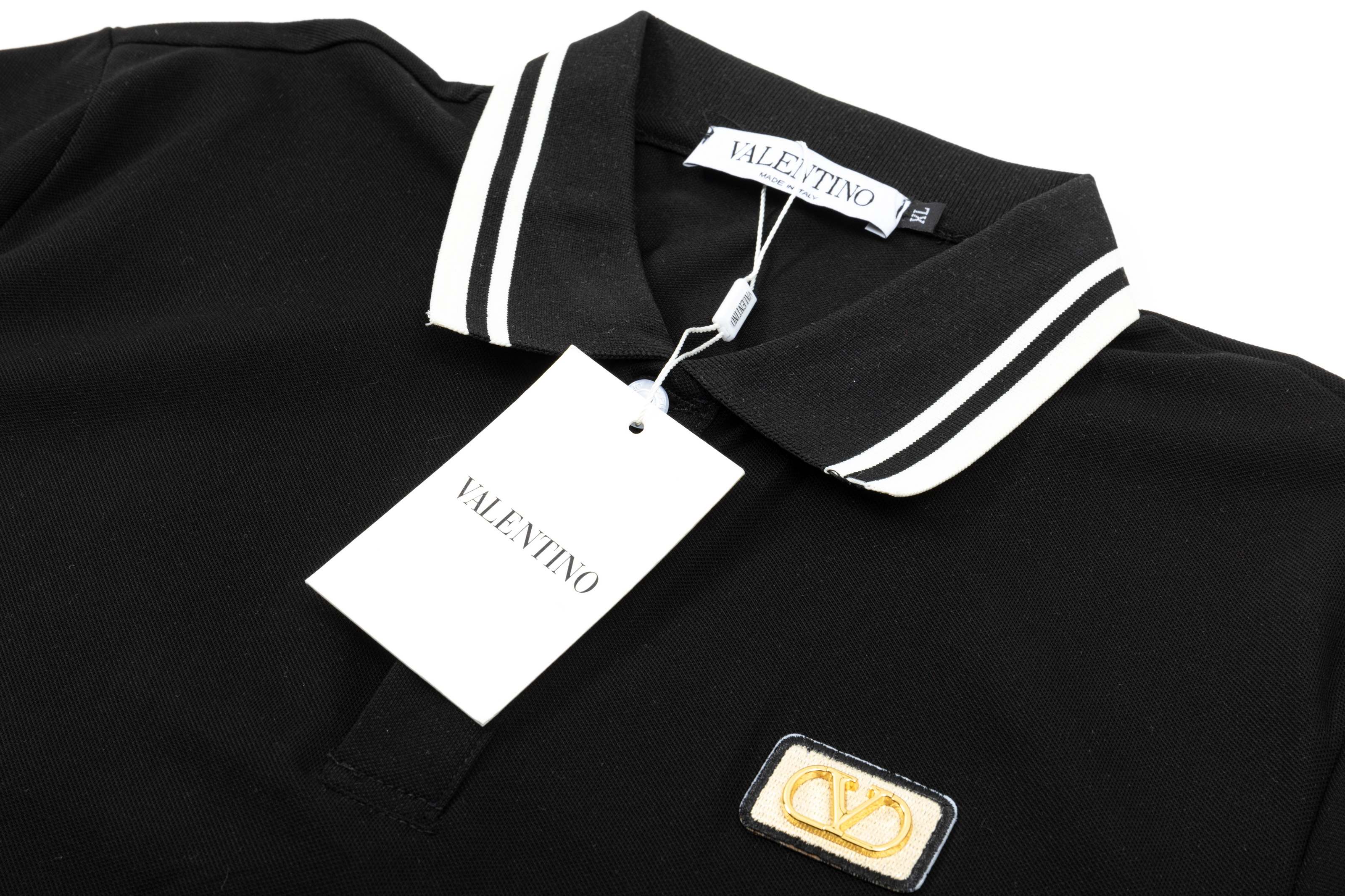 High-quality Valentino POLO shirts with Gorretex logo buttons in white and black. Sizes M-3XL. - 图片 3