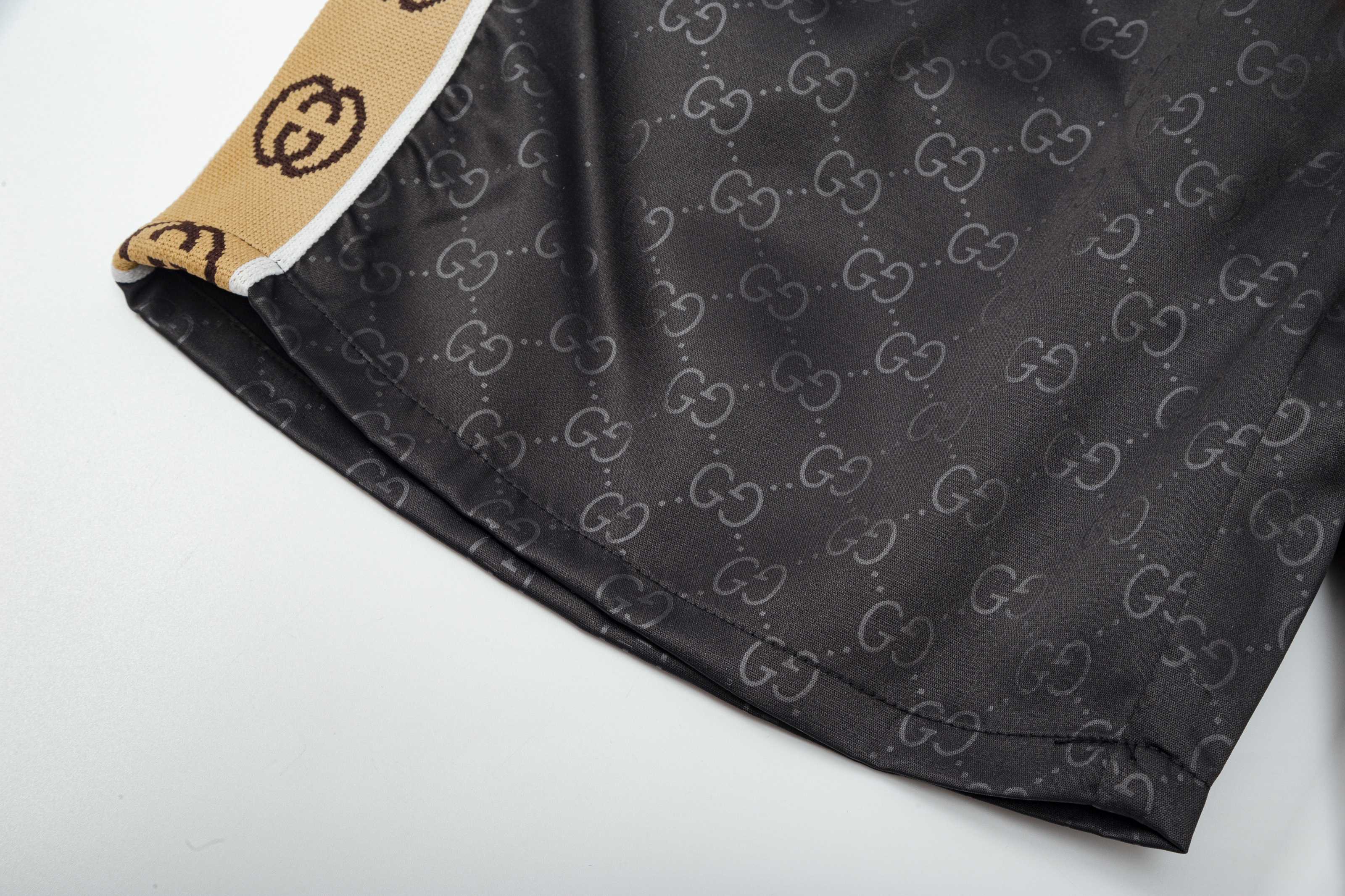 GUCCI  沙滩短裤服装,gucci 6