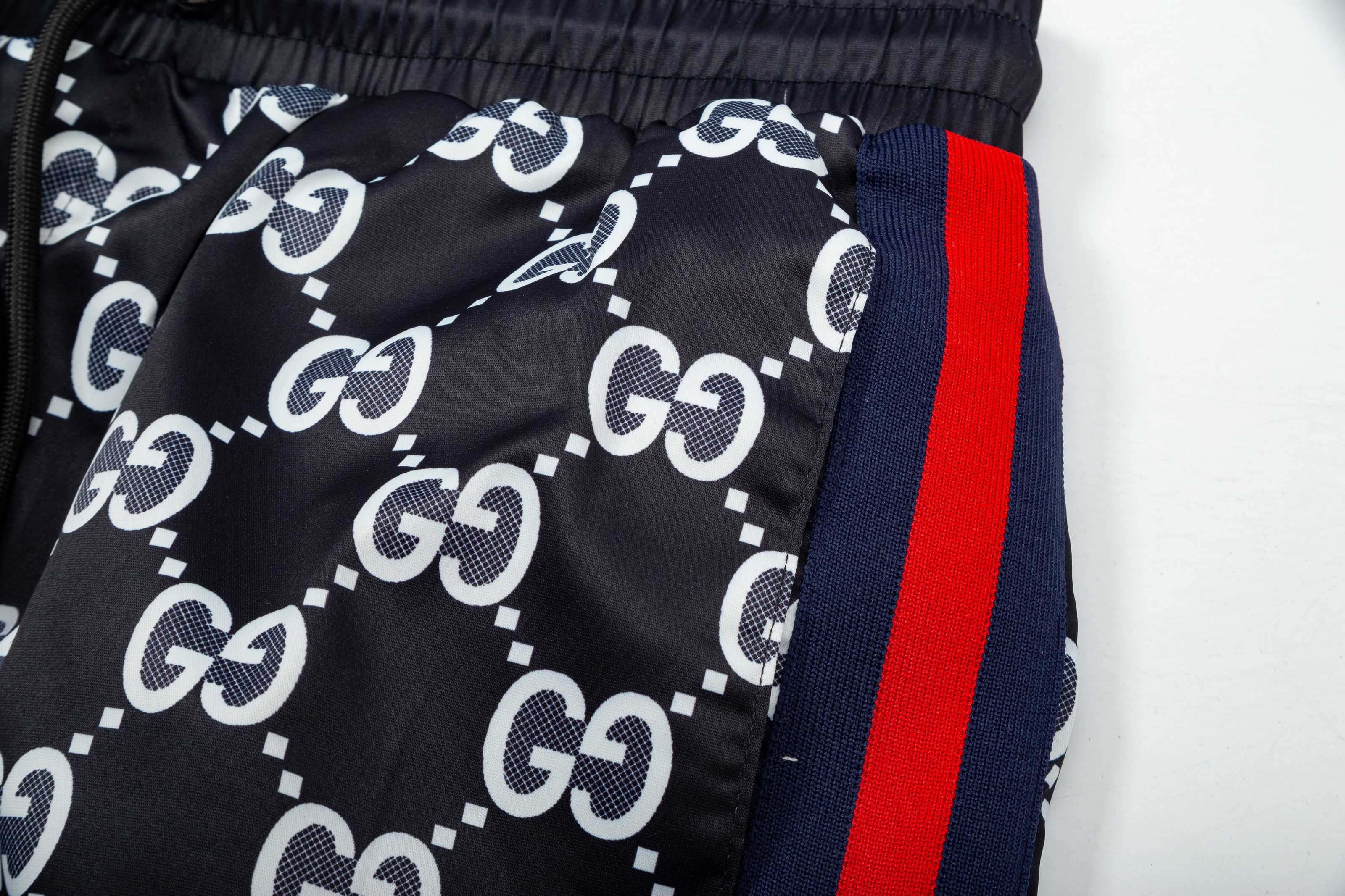 GUCCI  沙滩短裤服装,gucci 5