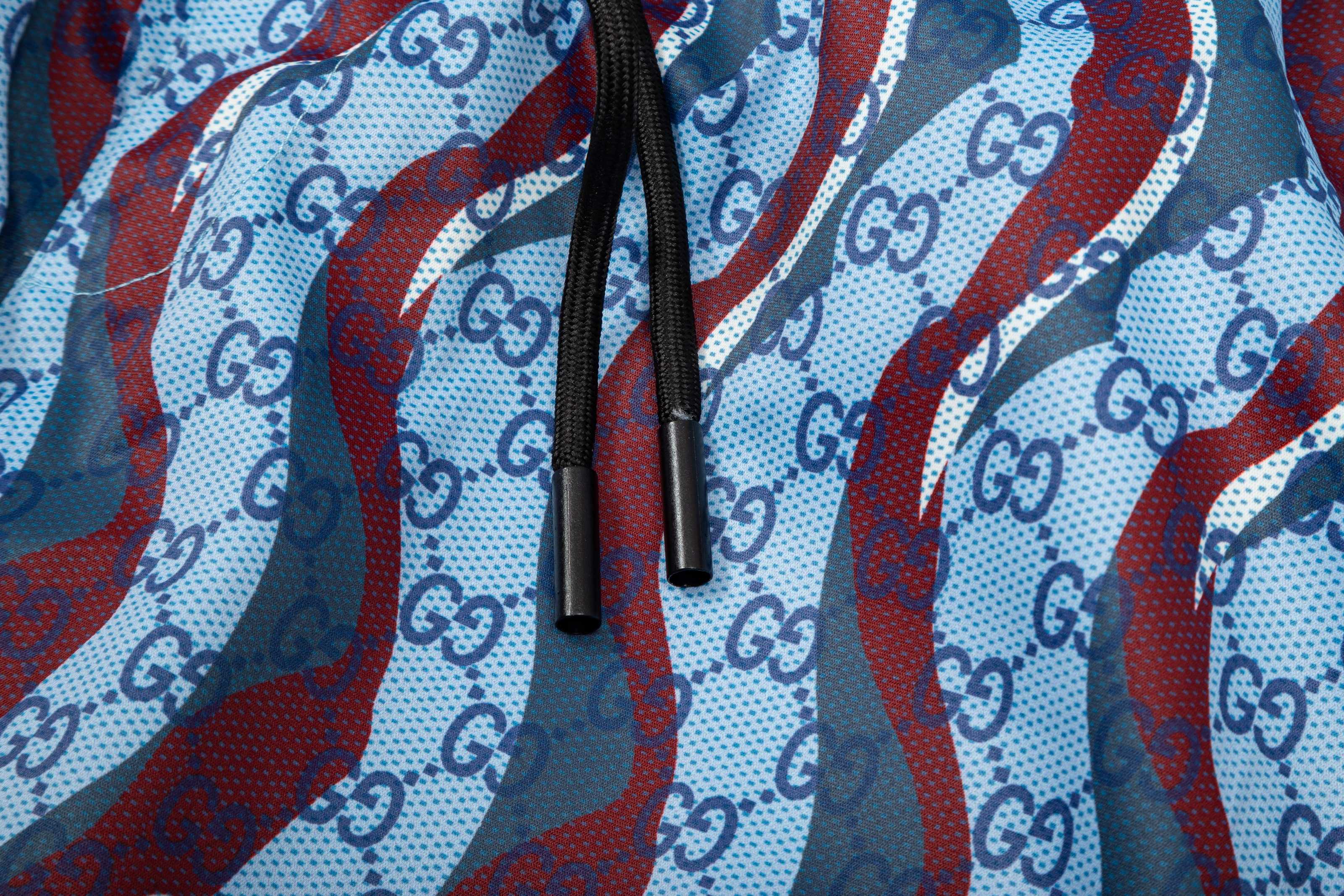 GUCCI 蛇年定制 沙滩短裤服装,gucci 7