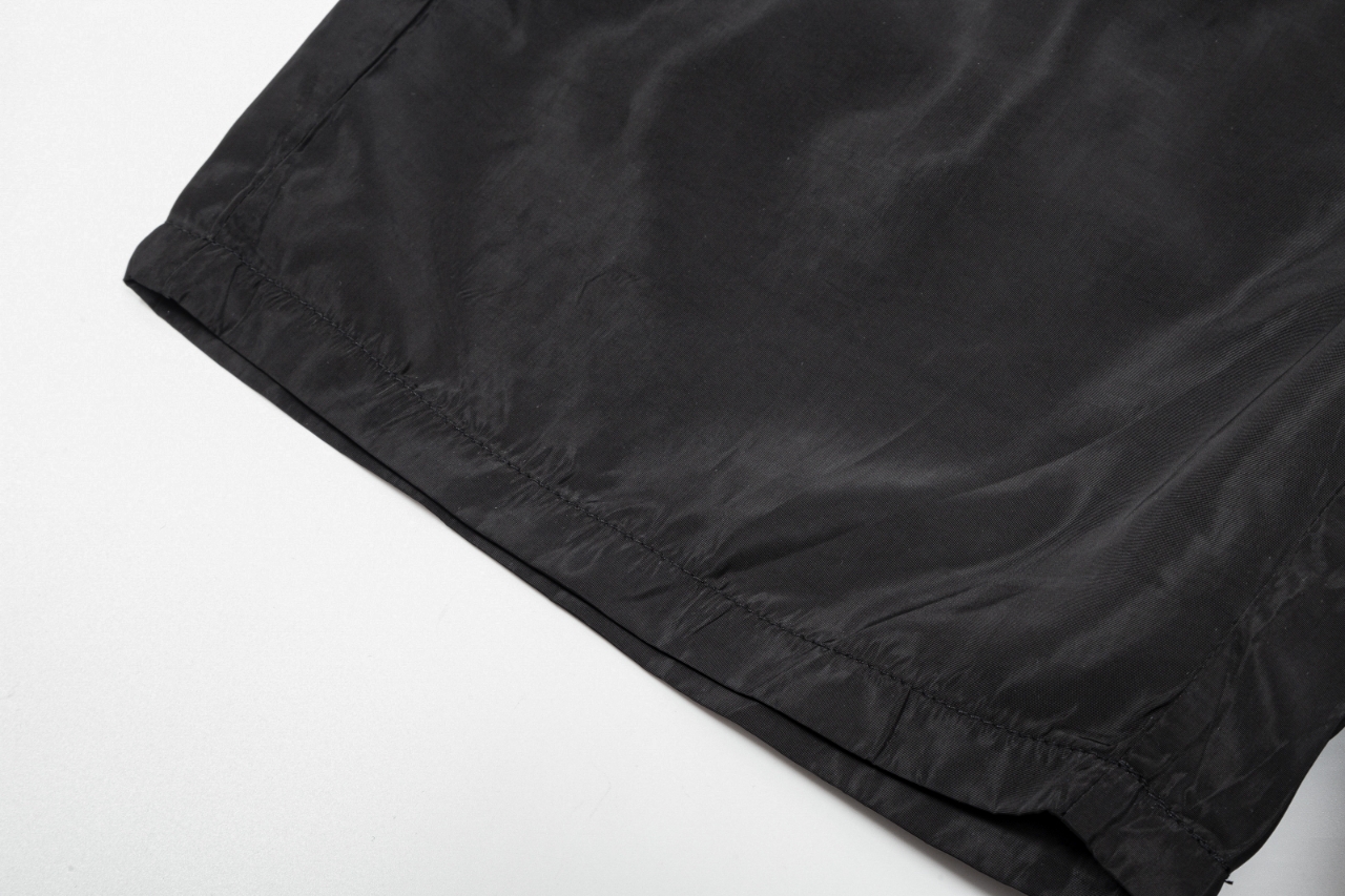 FENDI 沙滩短裤服装,fendi 7 FENDI 沙滩短裤服装,fendi 7