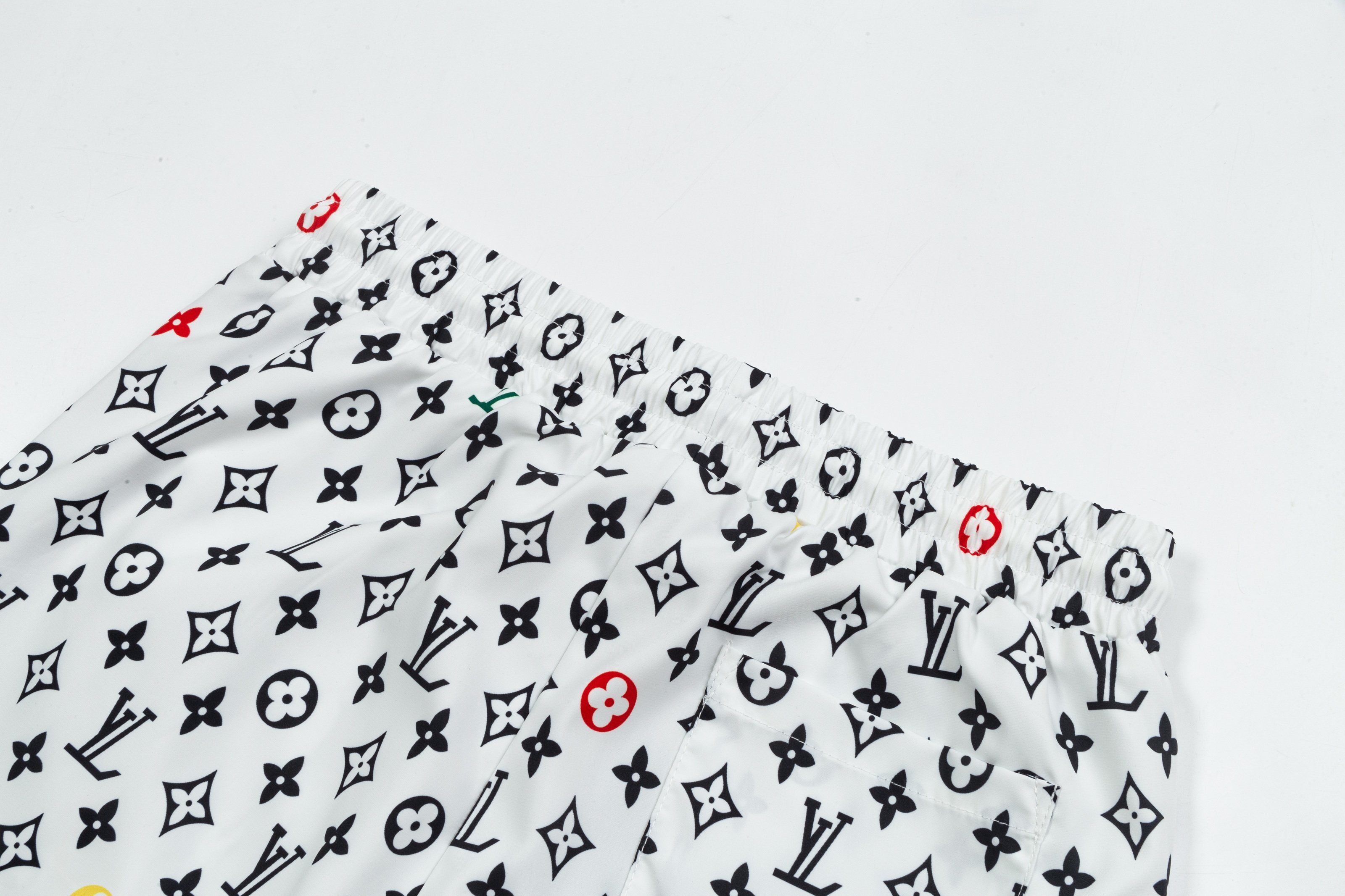 LV  沙滩短裤服装,lv 7