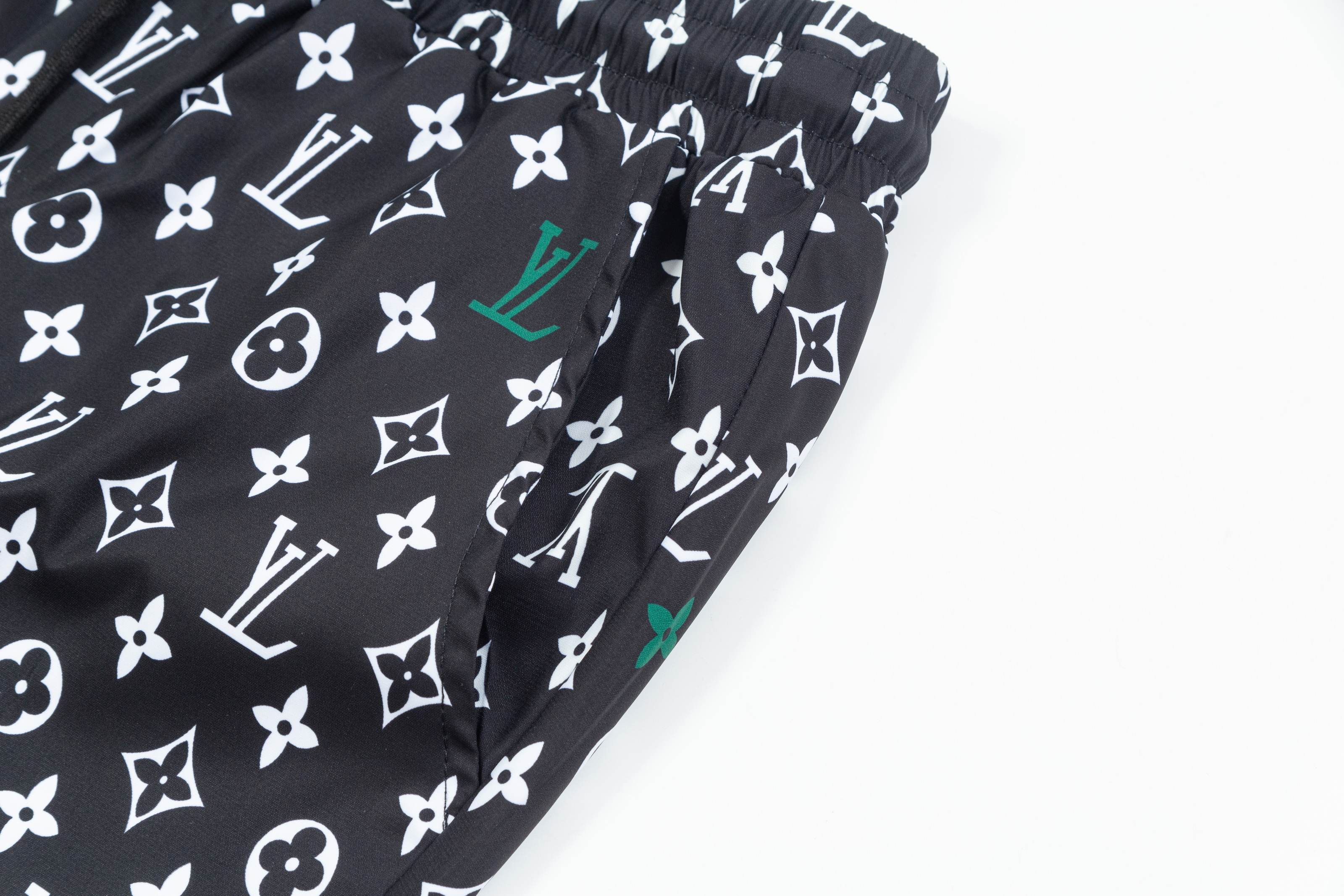 LV  沙滩短裤服装,lv 7