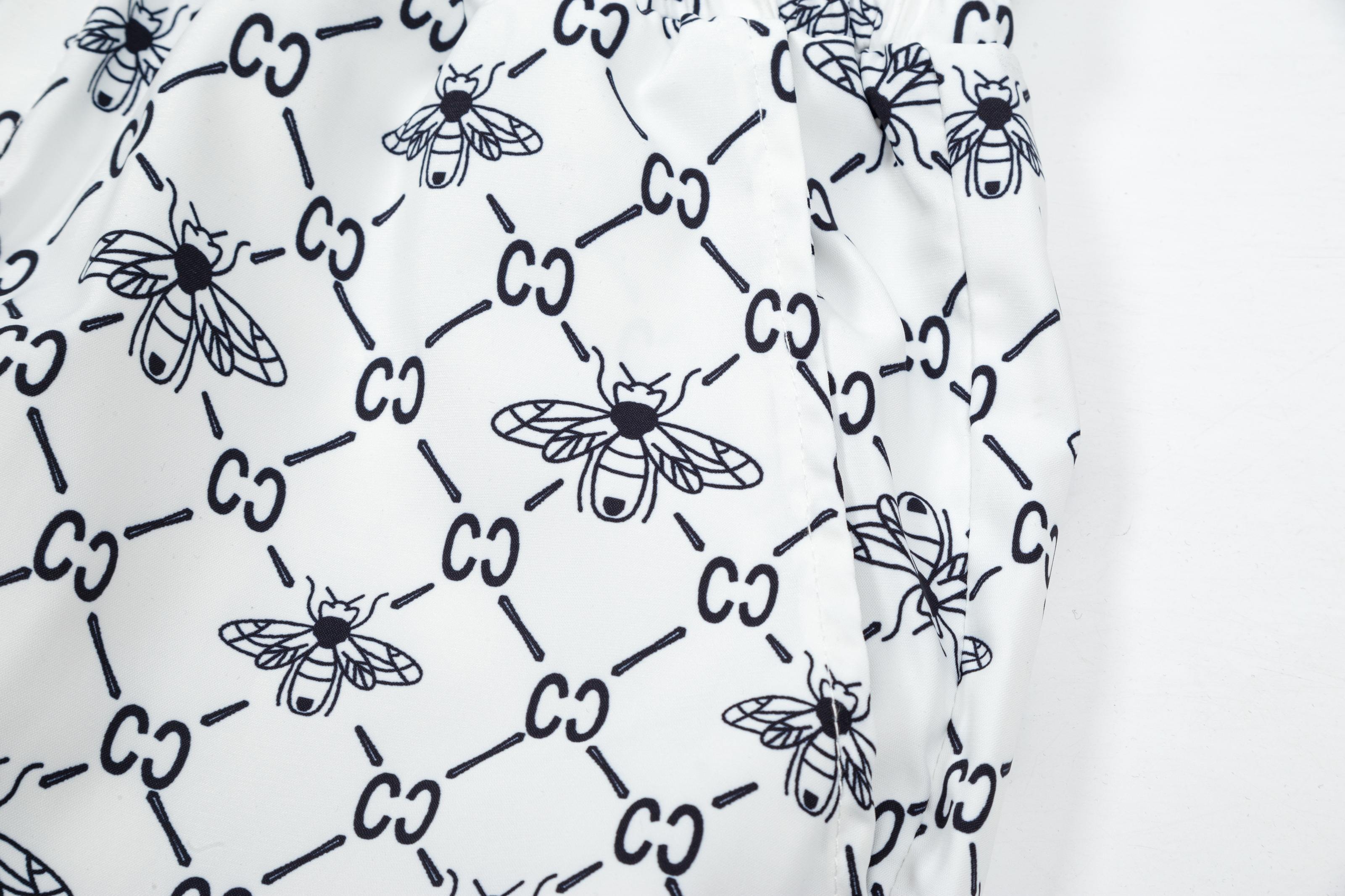 GUCCI 经典款小蜜蜂 沙滩短裤服装,gucci 5