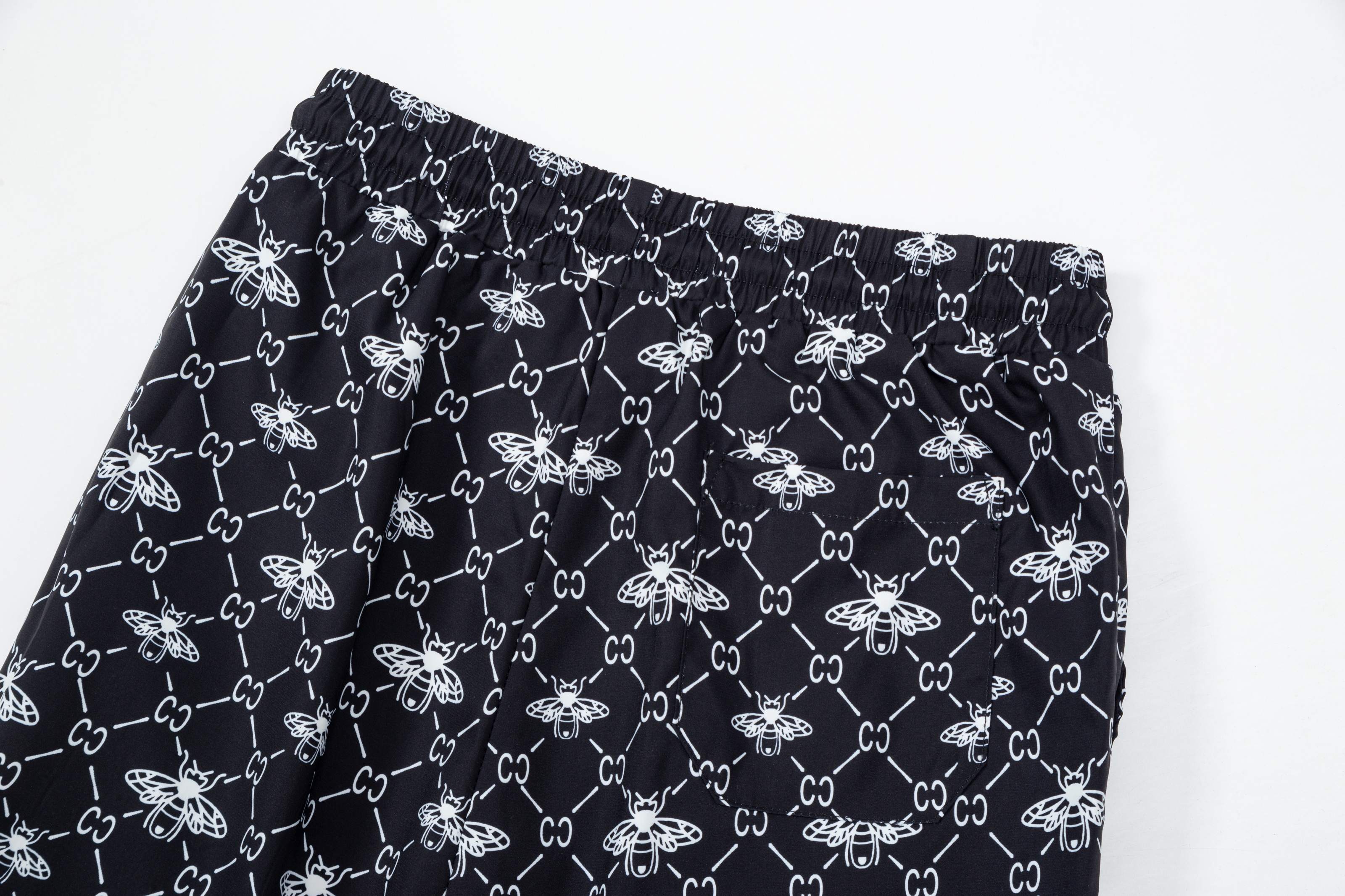 GUCCI 经典款小蜜蜂 沙滩短裤服装,gucci 4