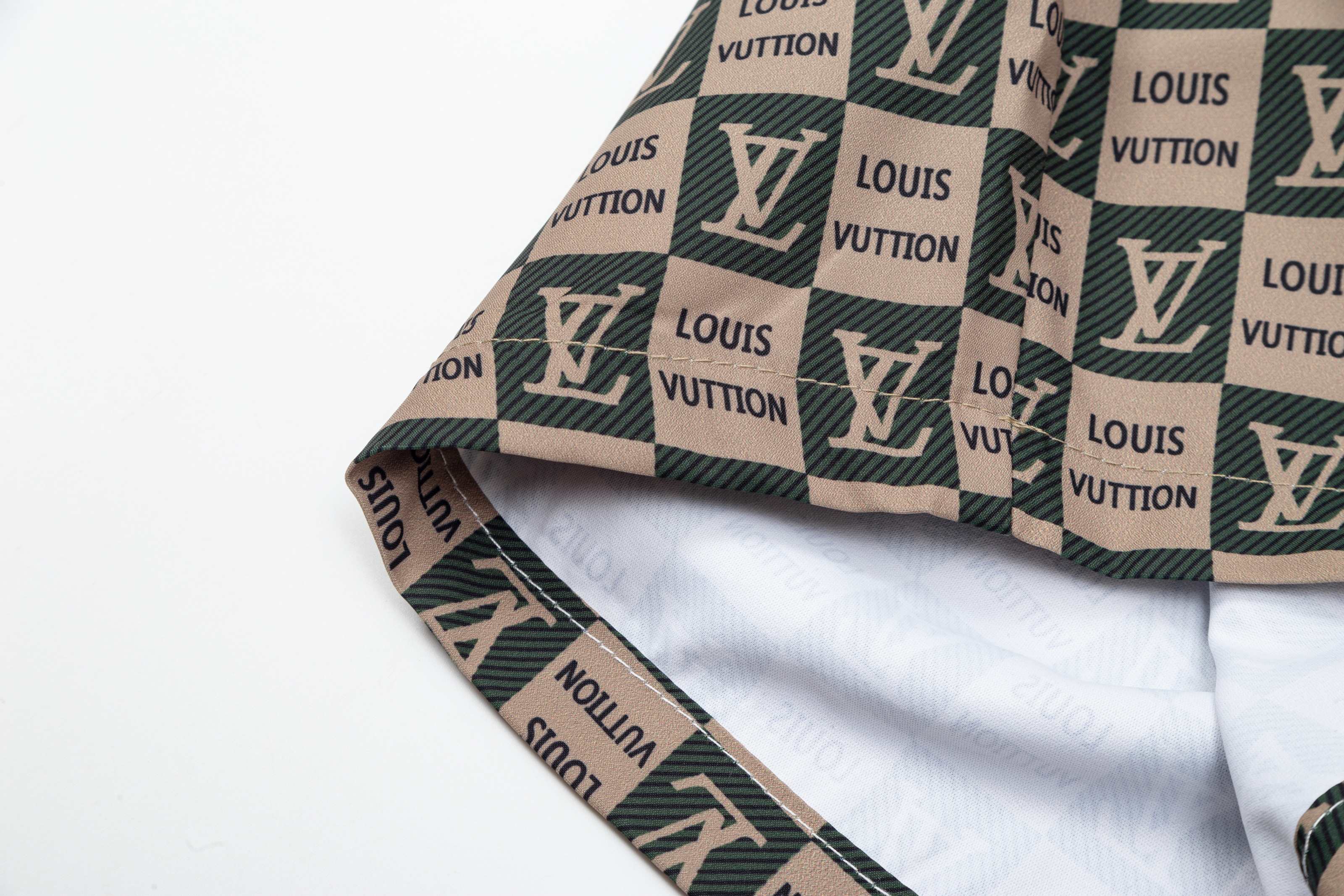 LV  沙滩短裤服装,lv 8