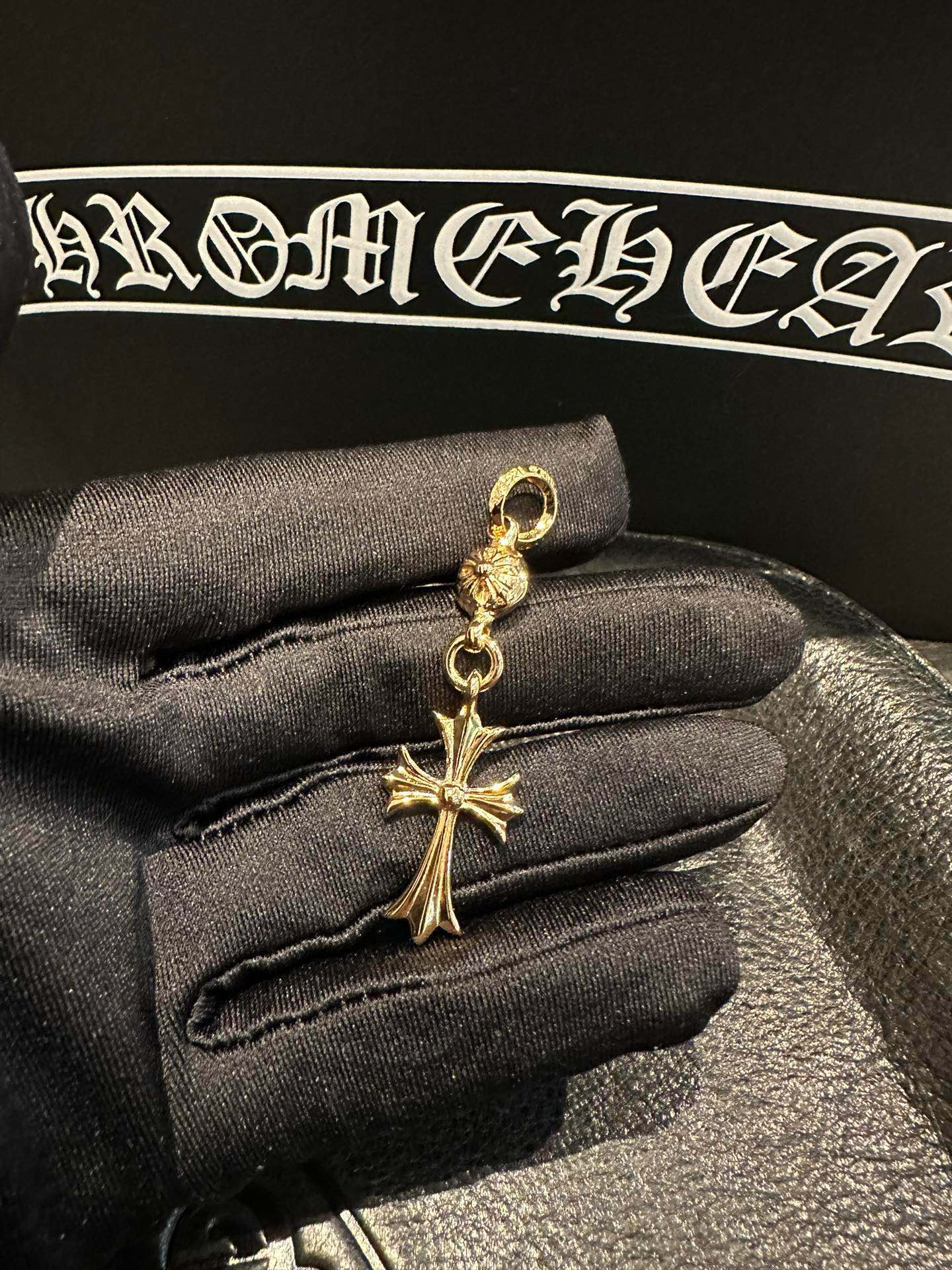 Custom order real shot: Ring, gold-plated diamond-set customization
