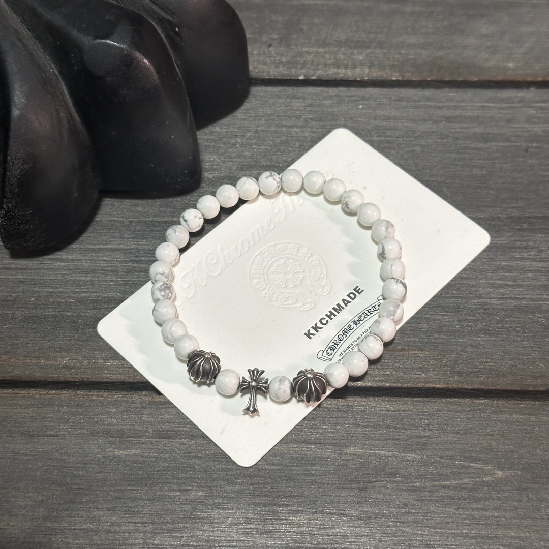 Silver bead bracelet