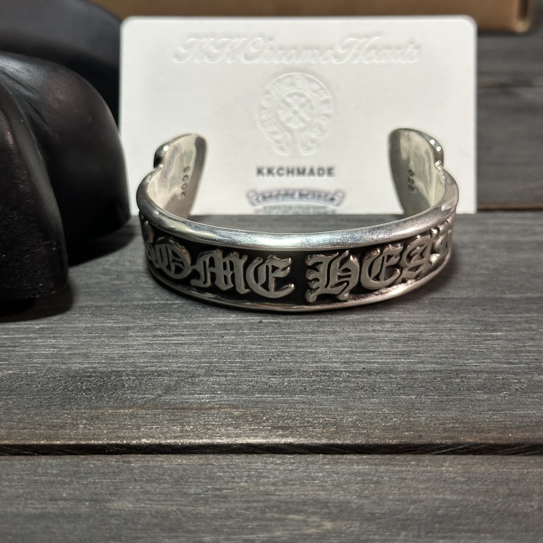 Bracelets & Bangles