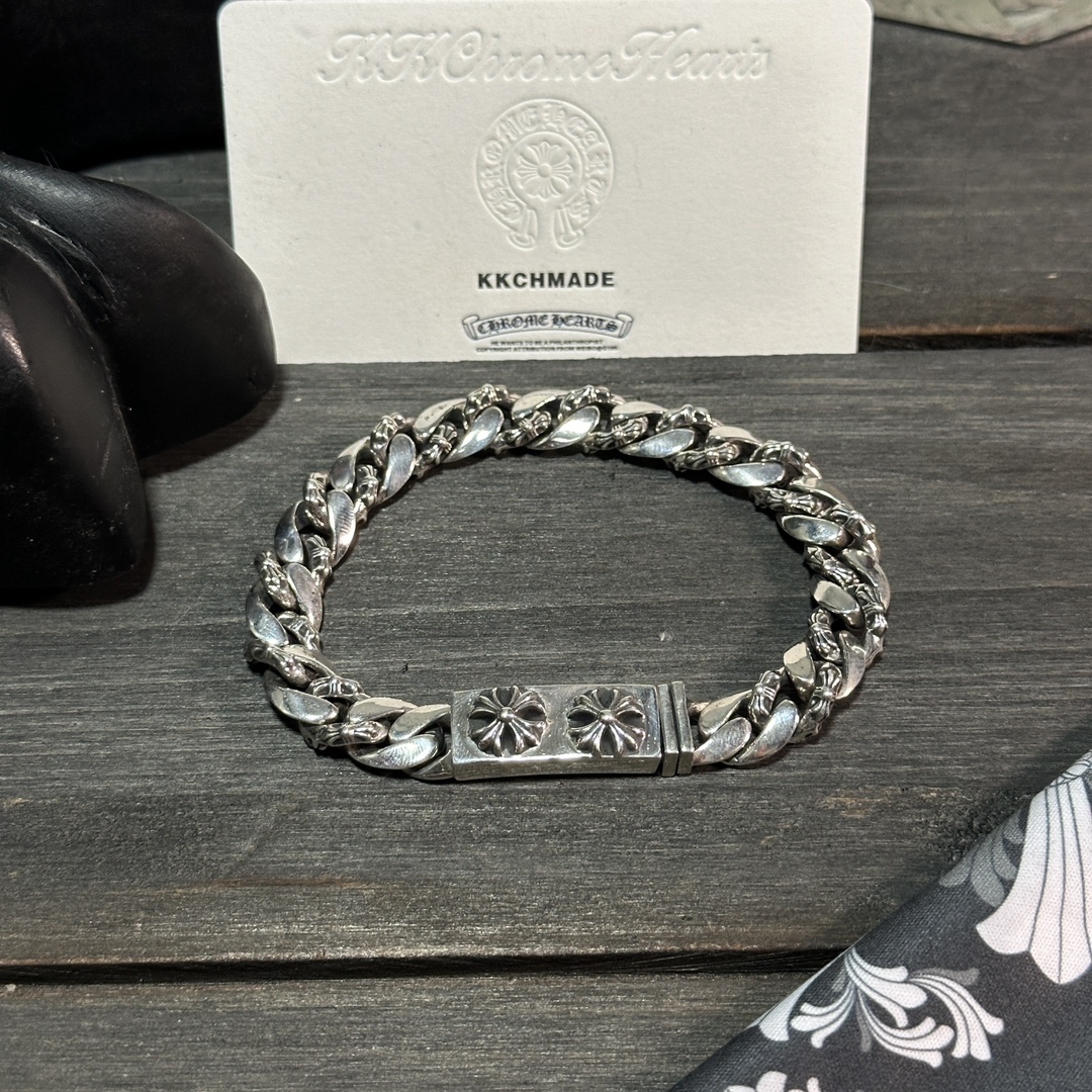 Bracelets & Bangles