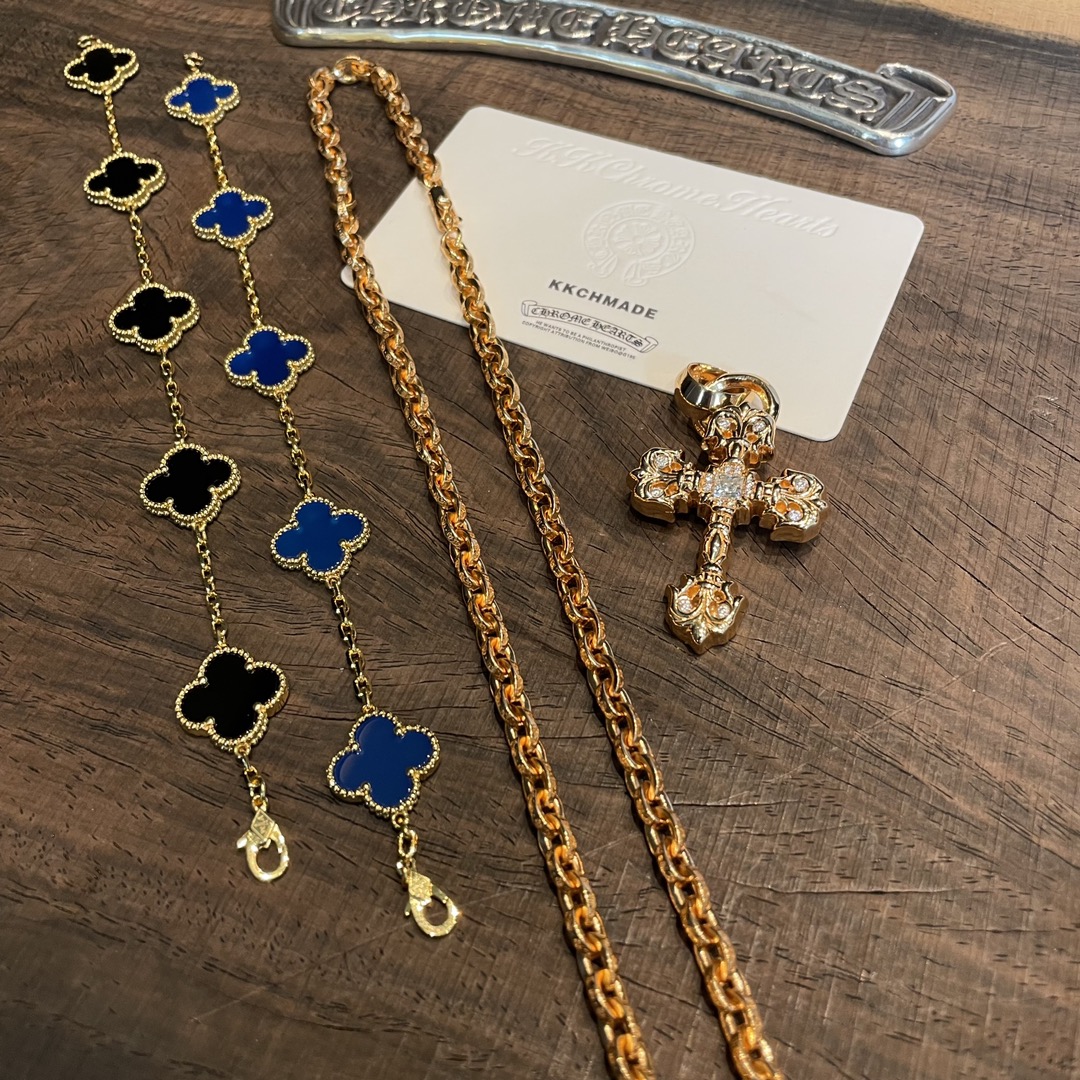 VCA Bracelet, Gold-Plated Diamond Custom, Necklace Pendant