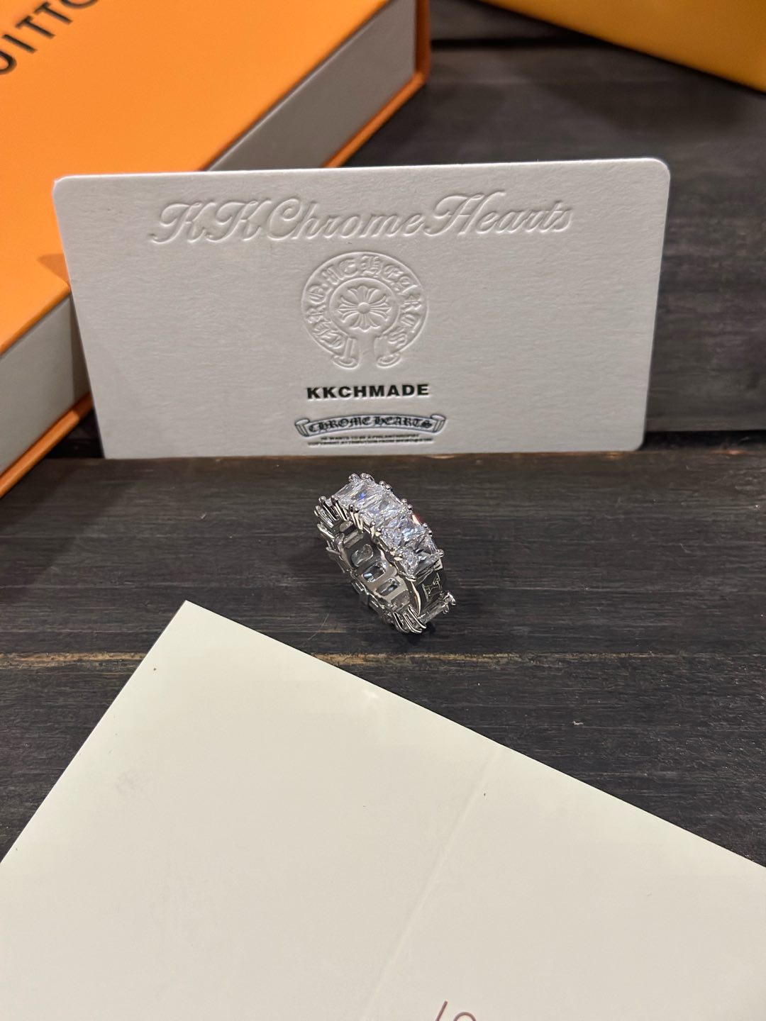 LV Ring