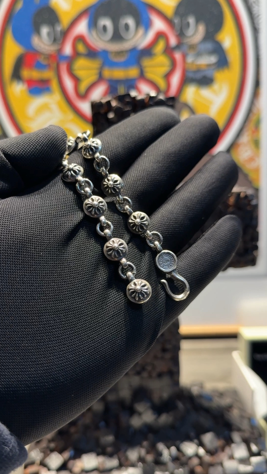 Bracelets & Bangles