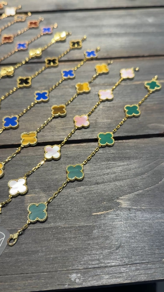 VCA Bracelet