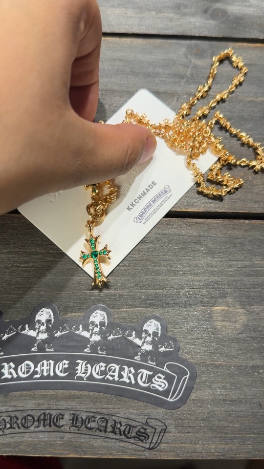 Custom Gold-Plated Diamond Setting, Necklace Pendant