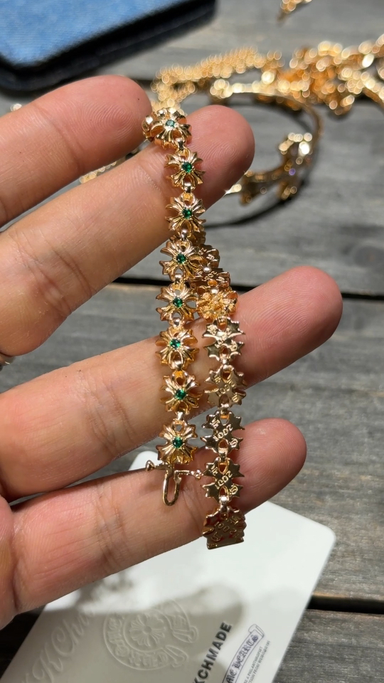 Custom Gold-Plated Diamond Setting, Bracelet Bangle