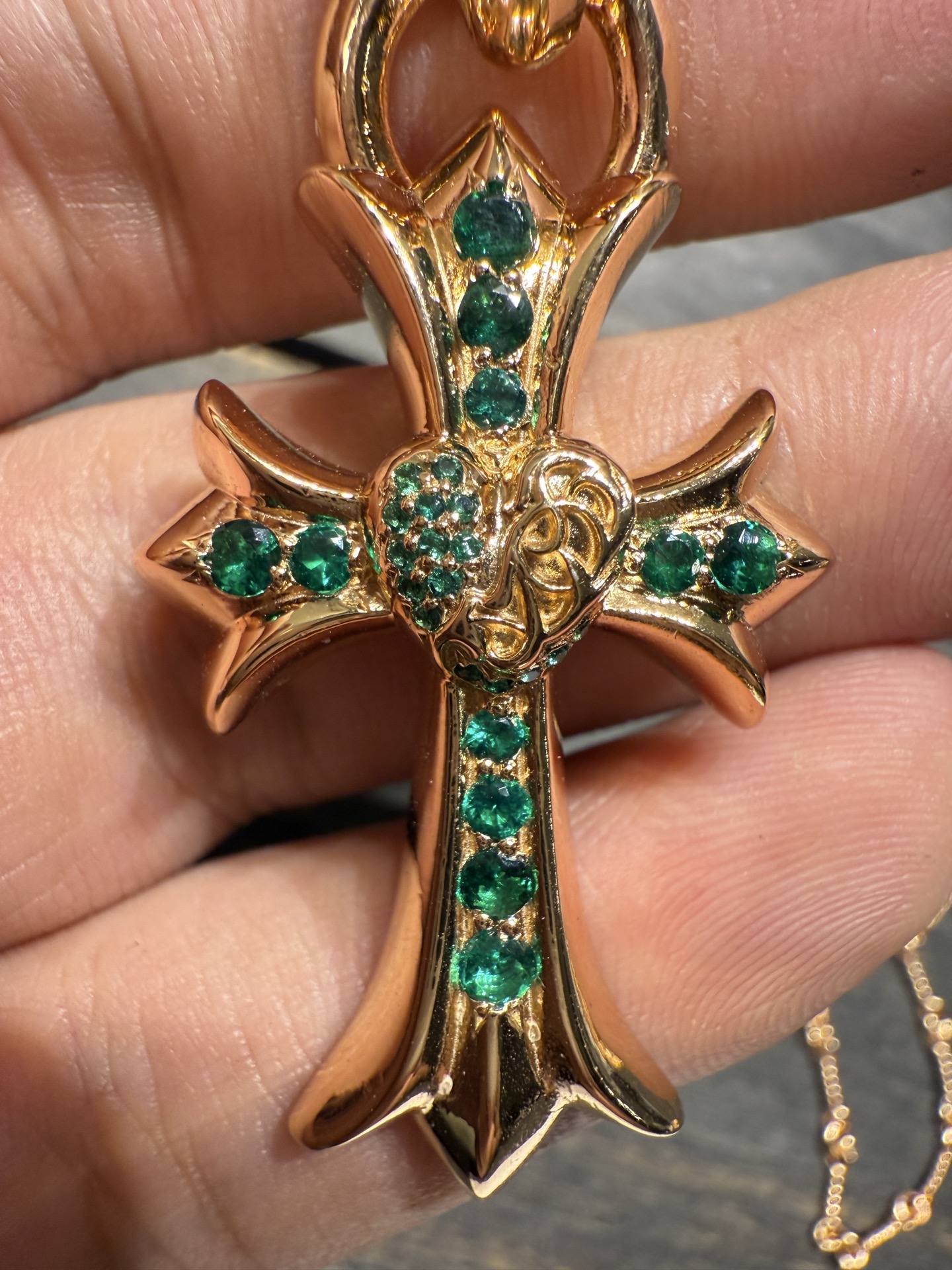 Custom Gold-Plated Diamond Setting, Necklace Pendant
