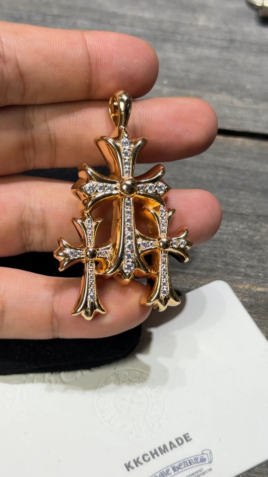 Custom Gold-Plated Diamond Setting, Necklace Pendant
