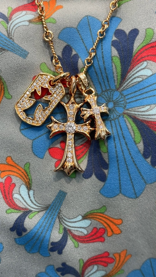 Custom Gold-Plated Diamond Setting, Necklace Pendant