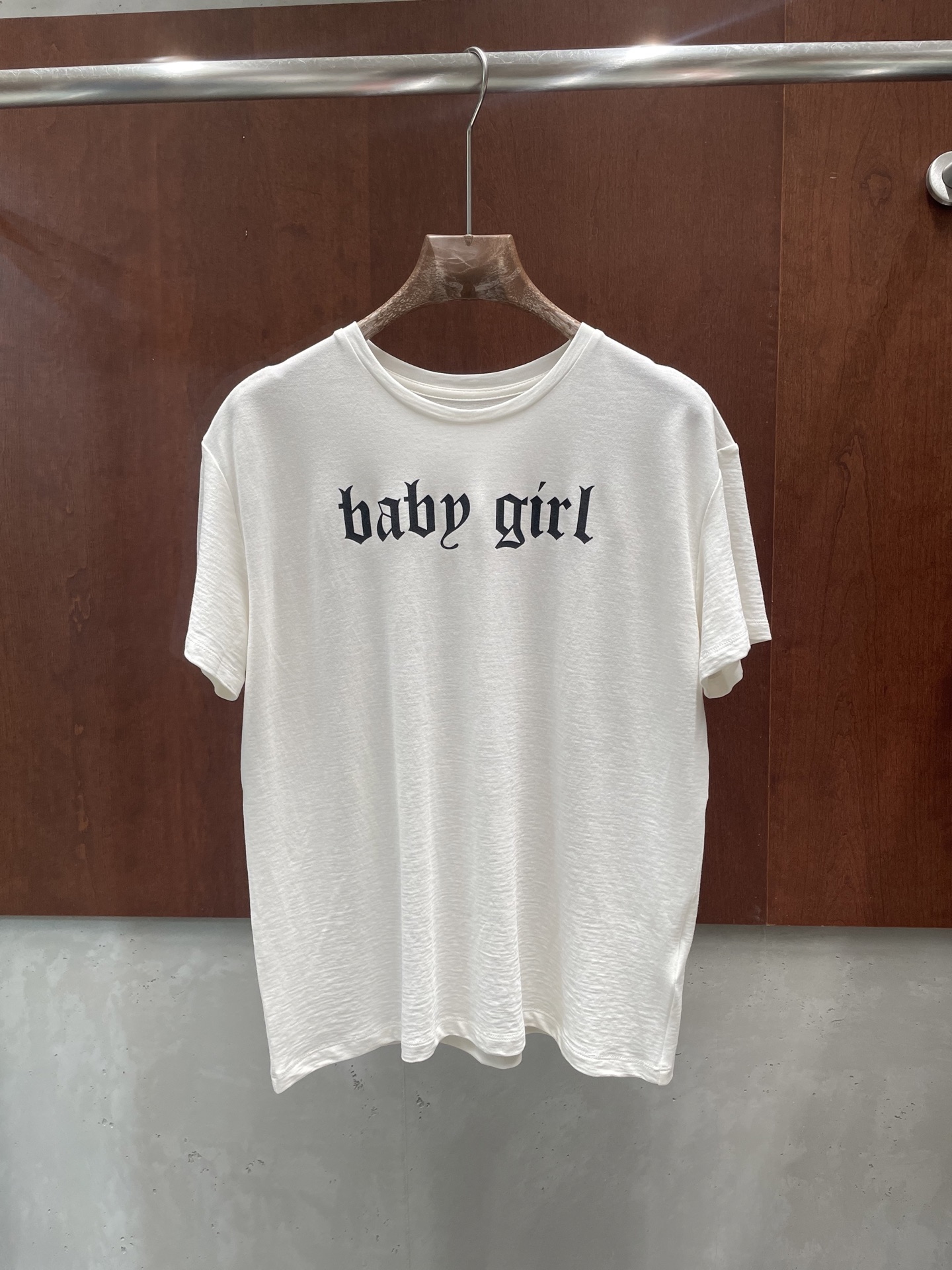 NO:752327,r13 26ss baby girl printed short-sleeved T-shirt street. It’s the season to wear T-shirts again. Retro and modern is the king. sml real photos, T-shirt, tees, t-shirt,19860909r13 26ss baby girl印花短袖T恤 街头 又到了穿体恤的季节 复古摩登才是王炸 sml 实拍图,,T-shirt,tees，t-shirt,,Women's clothing