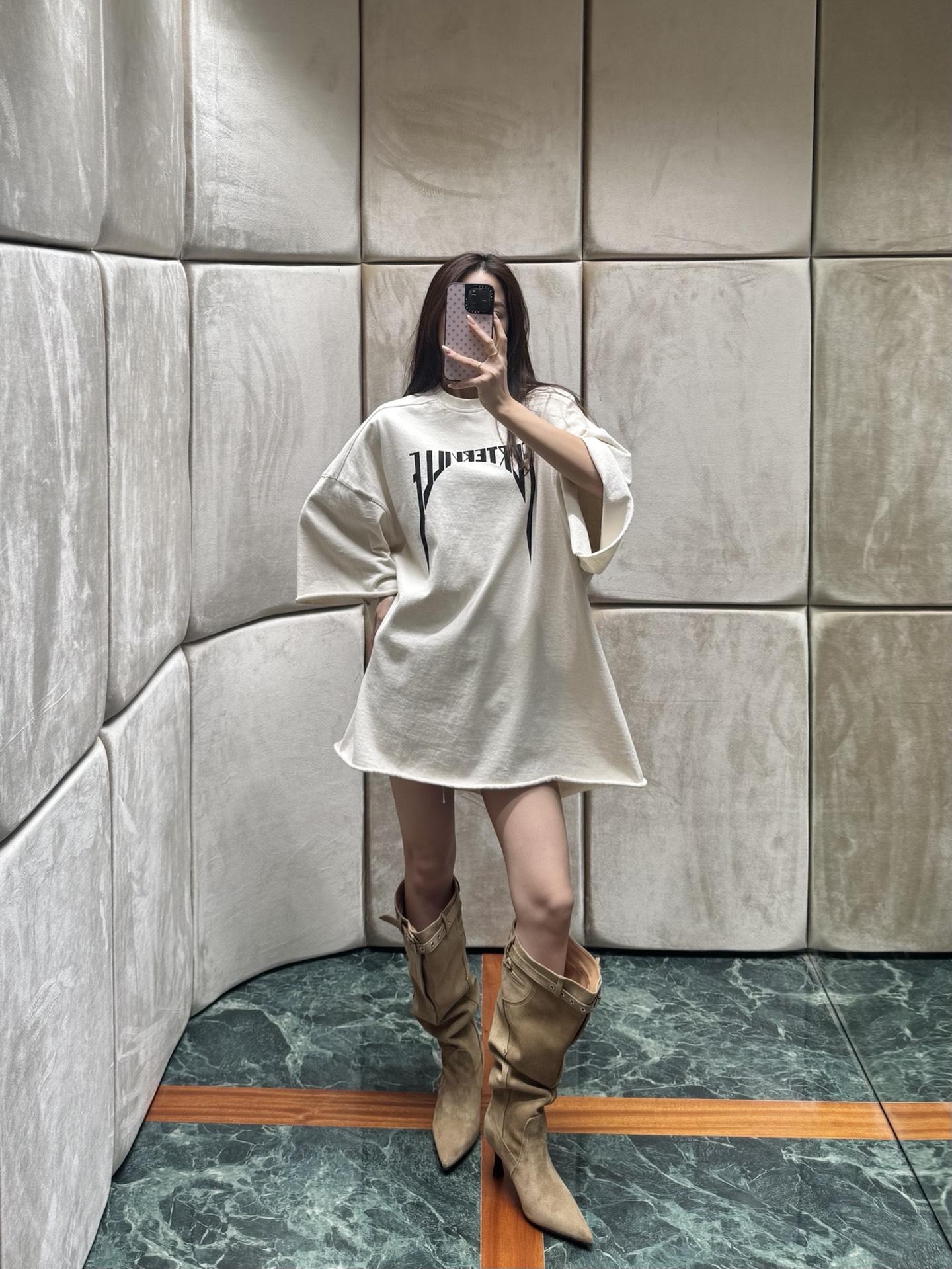 NO:762087,rick owen* 2026 spring and summer new dark style short-sleeved heavy hem letter print T-shirt loose fit two colors and three sizes sml p,,T-shirt,tees,t-shirt,19860909rick owen* 2026春夏新款暗黑风短袖重磅卷边字母印花T恤 宽松版型 两色三码 sml p,,T-shirt,tees，t-shirt,,Women's clothing