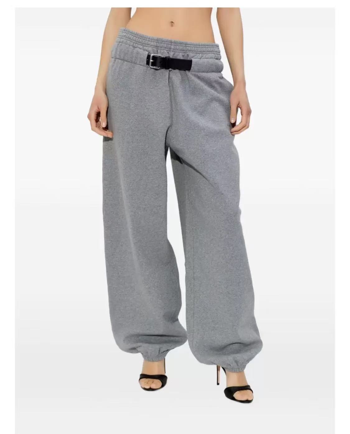 NO:791228,Very fashionable and easy to wear,19860909特别时髦好穿,,,Women's clothing
