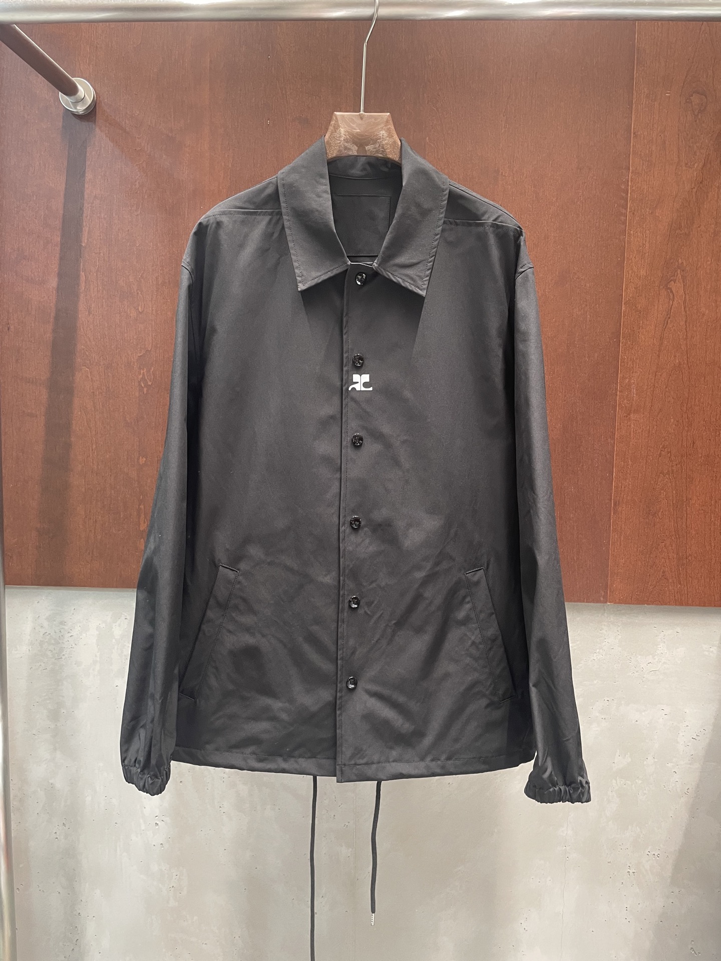 NO:794283,courr*26ss black handsome printed windbreaker jacket, simple design with high fashion content, sml real photos,,jackets & coats,19860909courr*26ss 黑色帅性印花风衣外套 时髦含量超高的简约设计sml 实拍图,,jackets & coats,,Women's clothing