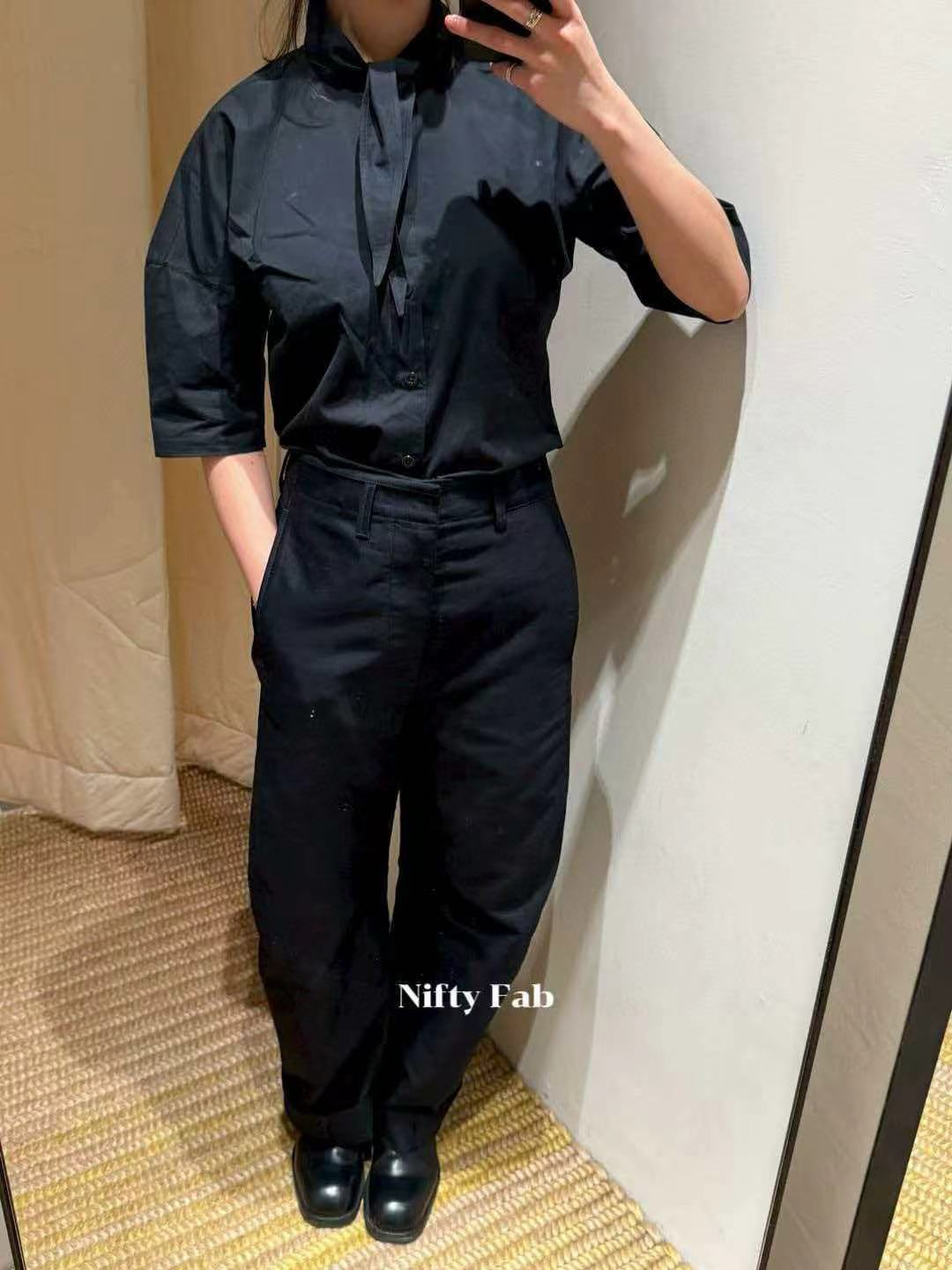 NO:803520,lemair* 2026 spring and summer new short-sleeved shirt, knotted design, cool feeling, two colors and three sizes 343638,,T-shirt,19860909lemair* 2026春夏新款短袖衬衣 打结设计 清冷感 两色三码343638,,T-shirt,,Women's clothing
