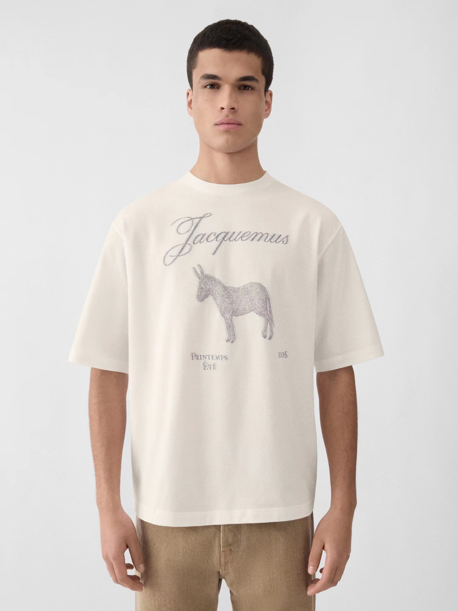 NO:805404,jacquemu* 2026 spring and summer new T-shirt French country resort style little donkey print sml p,,louis vuitton,tees,t-shirt,19860909jacquemu* 2026春夏新款T恤 法国乡村度假风小毛驴印花 sml p,,louis vuitton,tees，t-shirt,,Women's clothing