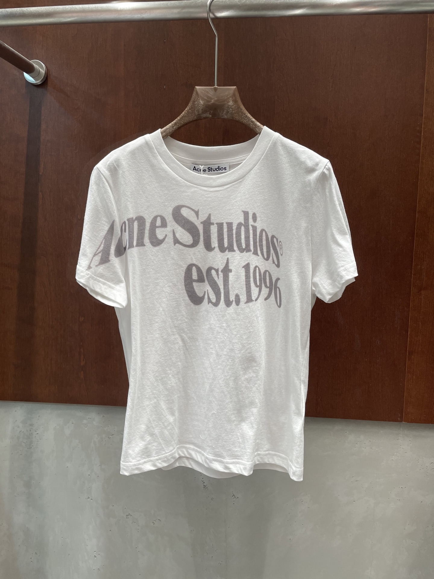 NO:807086,acn* 2026 spring and summer new T-shirt letter logo printing sml real photos, tees, t-shirt,19860909acn* 2026春夏新款T恤 字母logo印花 sml 实拍图,,tees，t-shirt,,Women's clothing