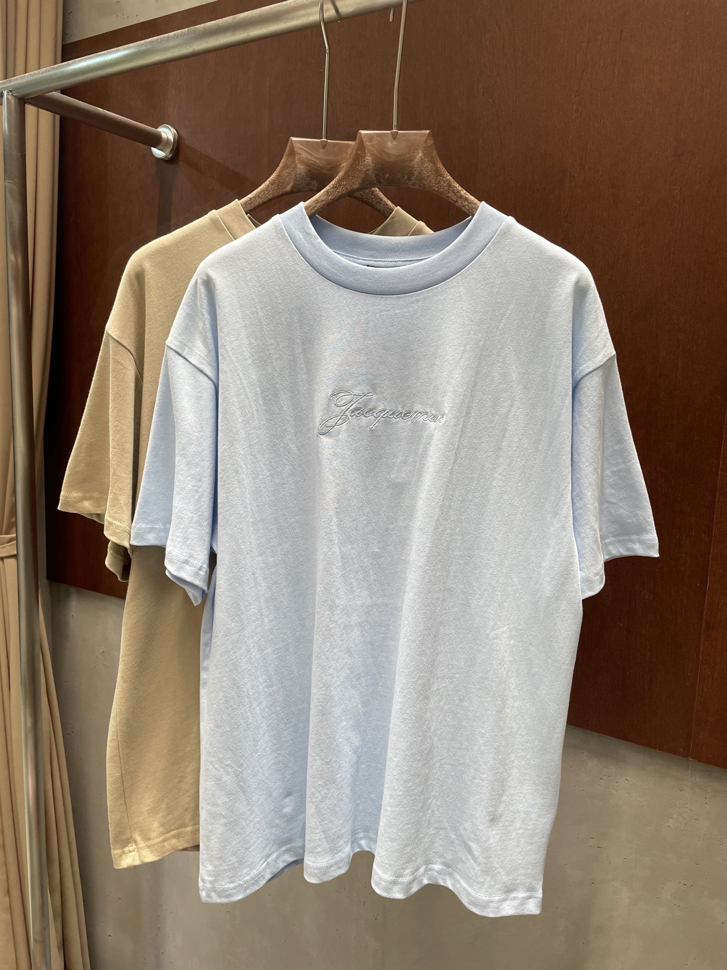 NO:807648,jacquemus 2026 spring and summer new style embroidered logo two colors and three sizes sml real photos,,19860909jacquemus 2026春夏新款 刺绣logo 两色三码 sml 实拍图,,,Women's clothing