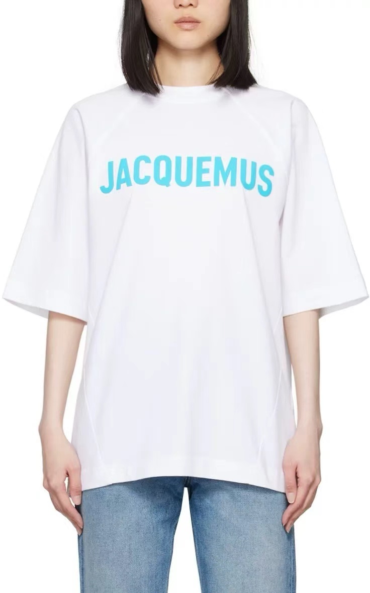 NO:908394,jacquemu* 2026 new summer T-shirt, eye-catching letter logo, loose fit, three colors and three codes, sml,,tees,t-shirt,19860909jacquemu* 2026夏季新款T恤 醒目的字母logo 宽松版型 三色三码 sml,,tees，t-shirt,,Women's clothing