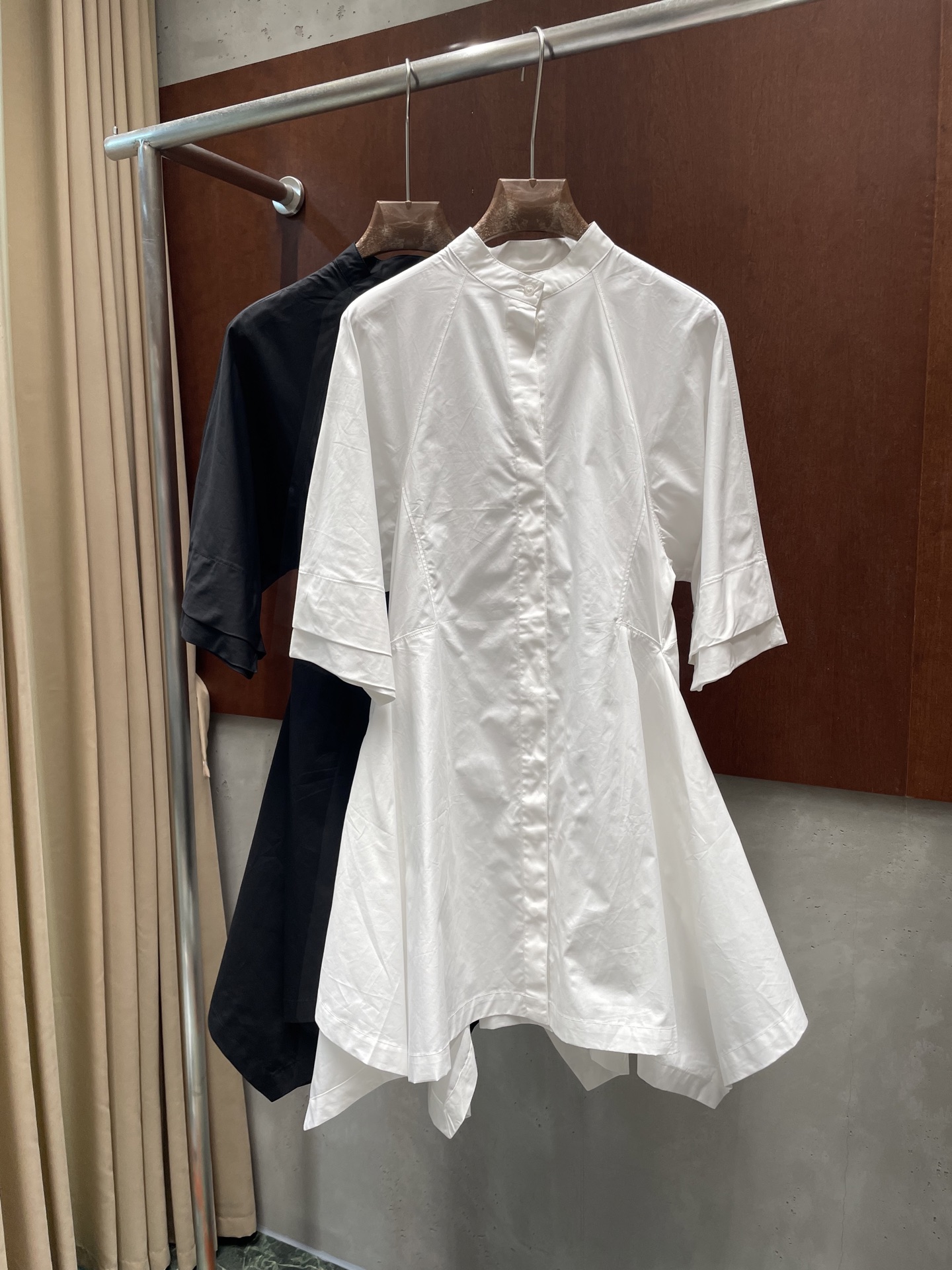 NO:906607,alai* 2026 new summer shirt dress, irregular hem waist design, two colors and three sizes, sml real photos,,alaia,skirts,19860909alai* 2026夏季新款衬衣裙 不规则下摆收腰设计 两色三码 sml 实拍图,,alaia,skirts,,Women's clothing
