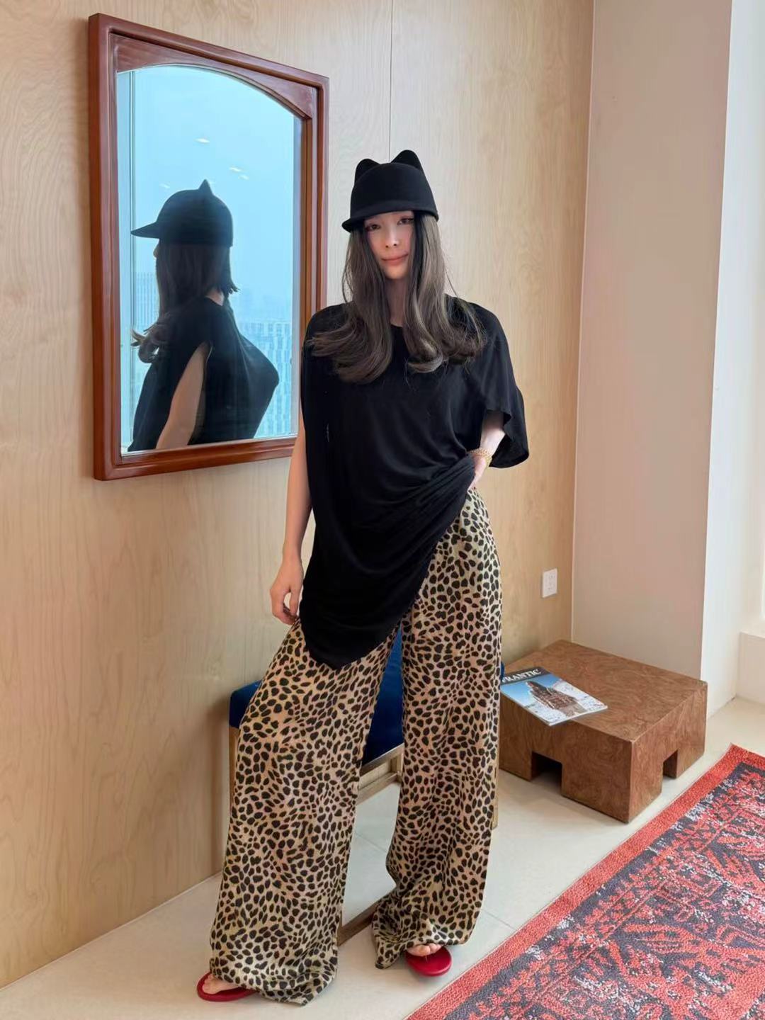 NO:893817,ID 2026 new summer leopard print pants are super stylish and look good with any combination sml,,19860909ID 2026夏季新款豹纹裤 超级洋气 随心搭配都好看 sml,,,Women's clothing