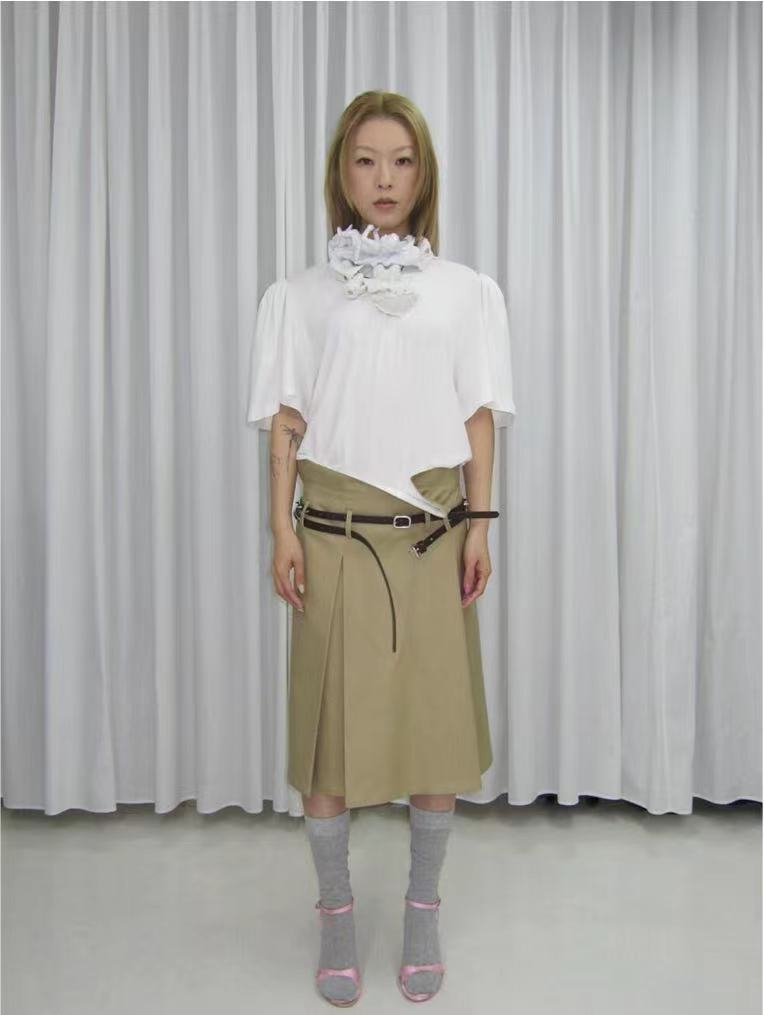 NO:907417,TR 2026 new summer T-shirt, exaggerated shoulder pad design, fashionable and interesting sml,,tees,t-shirt,19860909TR 2026夏季新款T恤 浮夸垫肩设计 时髦有趣 sml,,tees，t-shirt,,Women's clothing