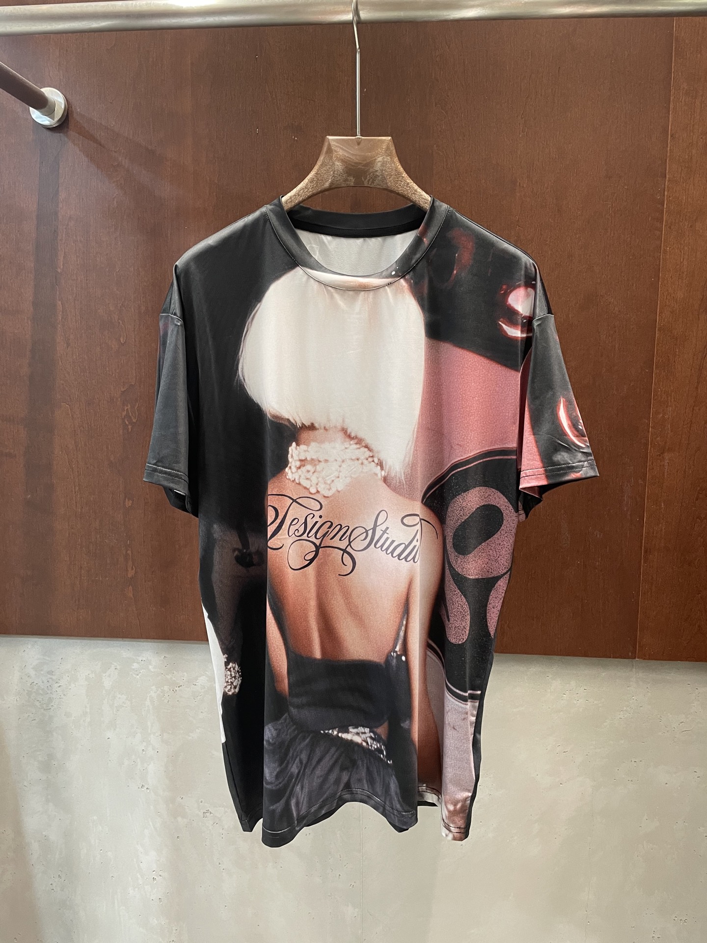 NO:907405,TR 2026 new summer T-shirt printing fashionable street sml real photos, tees, t-shirt,19860909TR 2026夏季新款T恤 印花时髦炸街 sml 实拍图,,tees，t-shirt,,Women's clothing