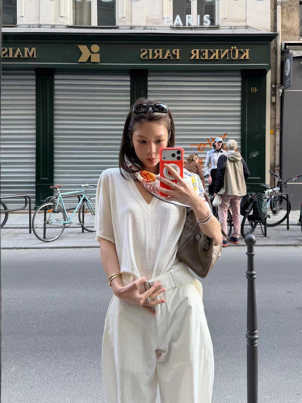 NO:906654,L I 2026 new summer v-neck T-shirt, linen tencel material, super comfortable, two colors and three sizes, sml,,tees,t-shirt,19860909L I 2026 夏季新款v领T恤 亚麻天丝材质 超级舒服 两色三码 sml,,tees，t-shirt,,Women's clothing