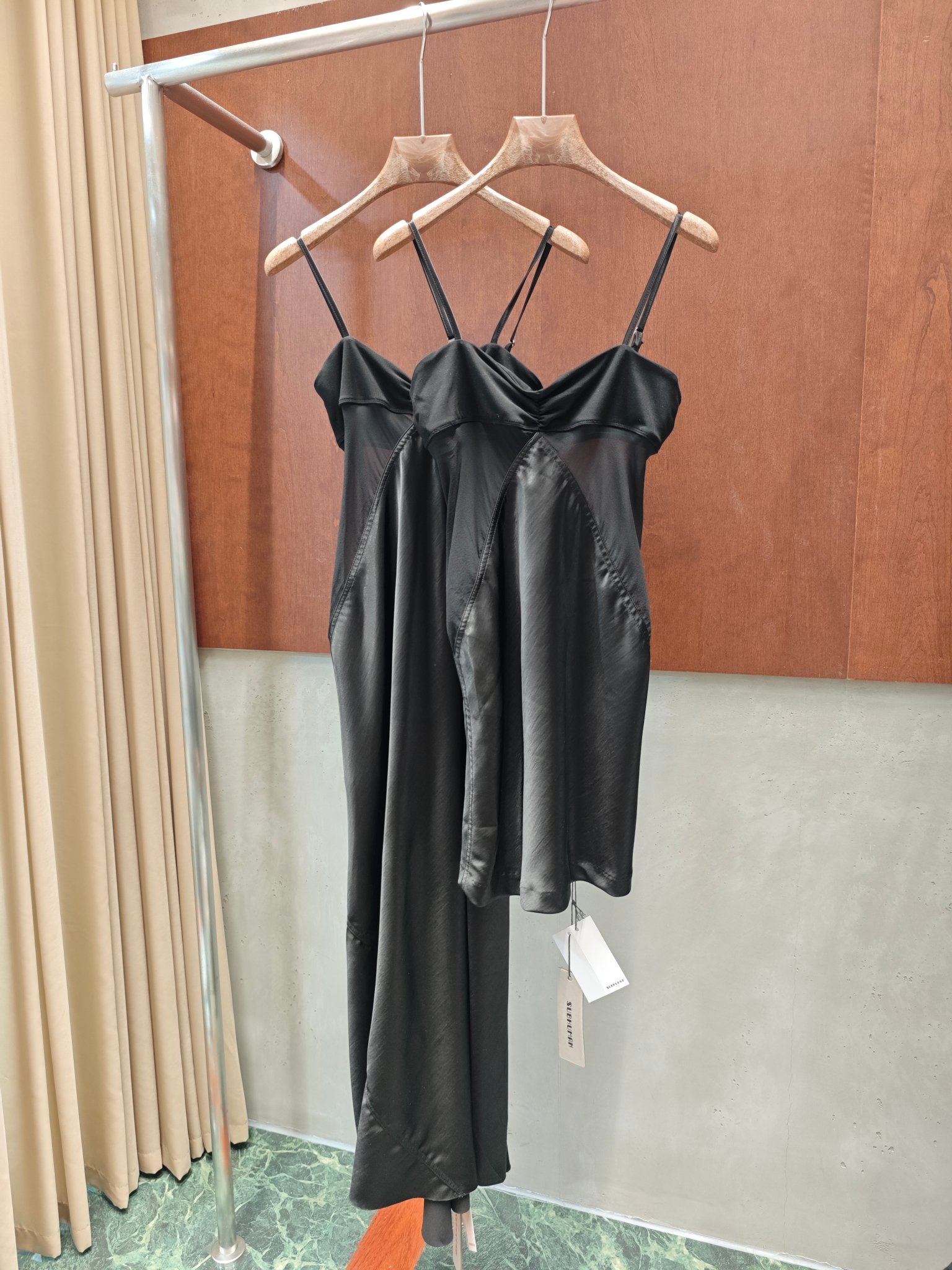 NO:909117,rick owens 2026 new summer sling, different fabric stitching, sexy and super slim, sml real photos,,19860909rick owens 2026夏季新款吊带 不同面料拼接 性感超级显瘦 sml 实拍图,,,Women's clothing